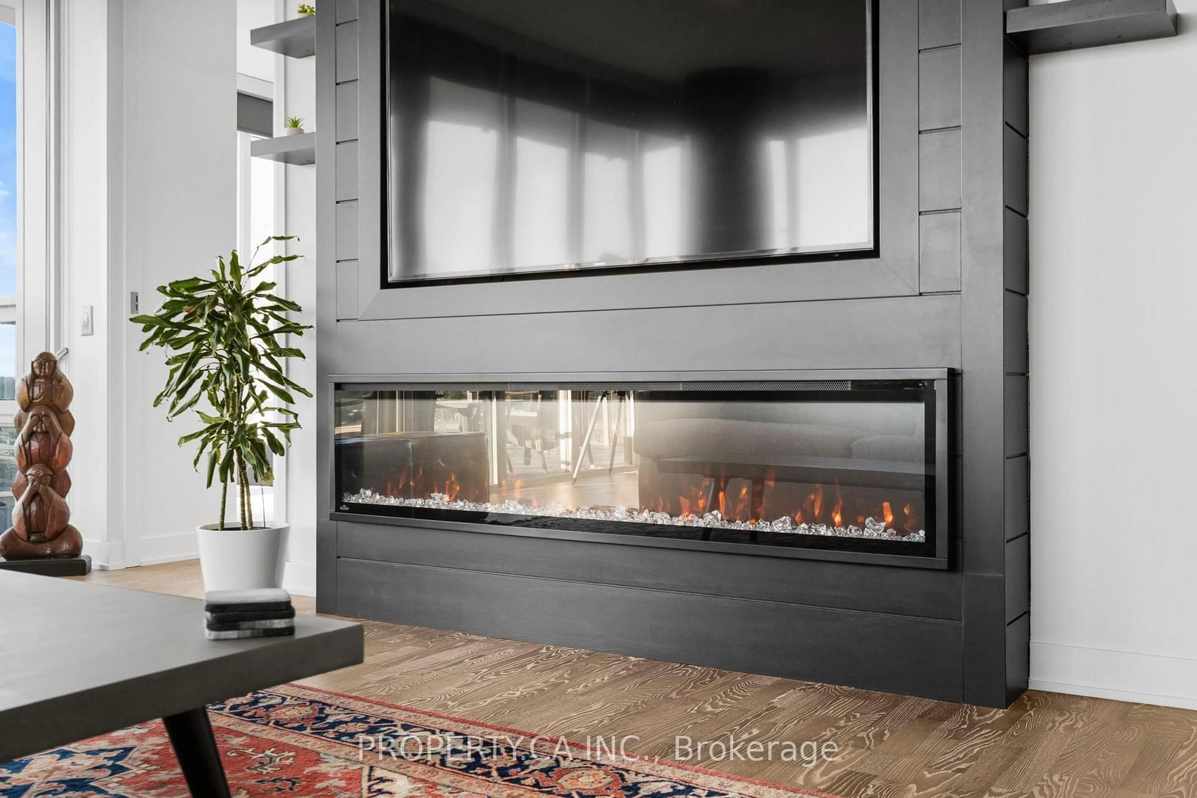 Home theater for 90 Park Lawn Rd #1211, Toronto Ontario M8Y 0B6