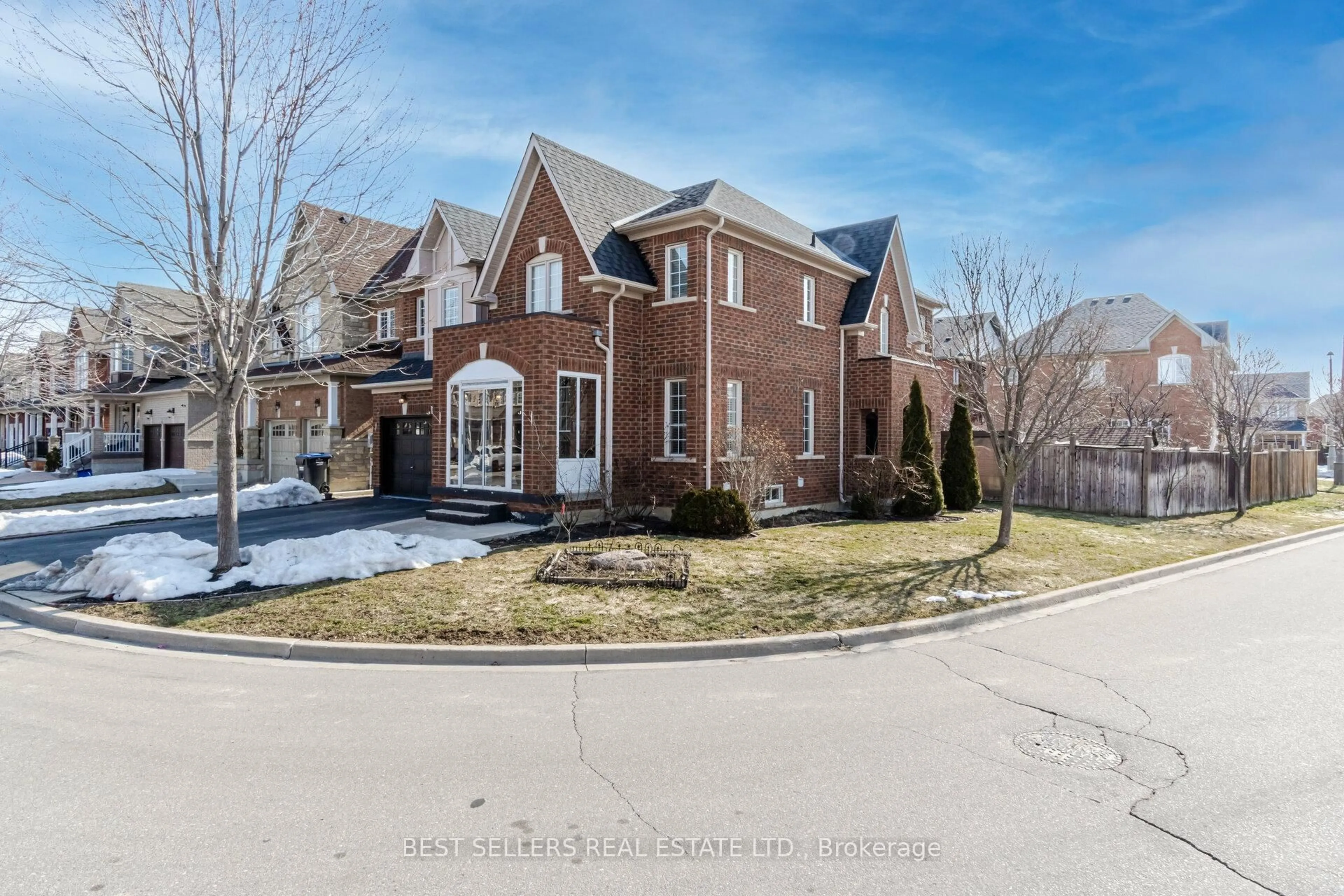 Home with brick exterior material, street for 4 Beresford Cres, Brampton Ontario L6P 2M3