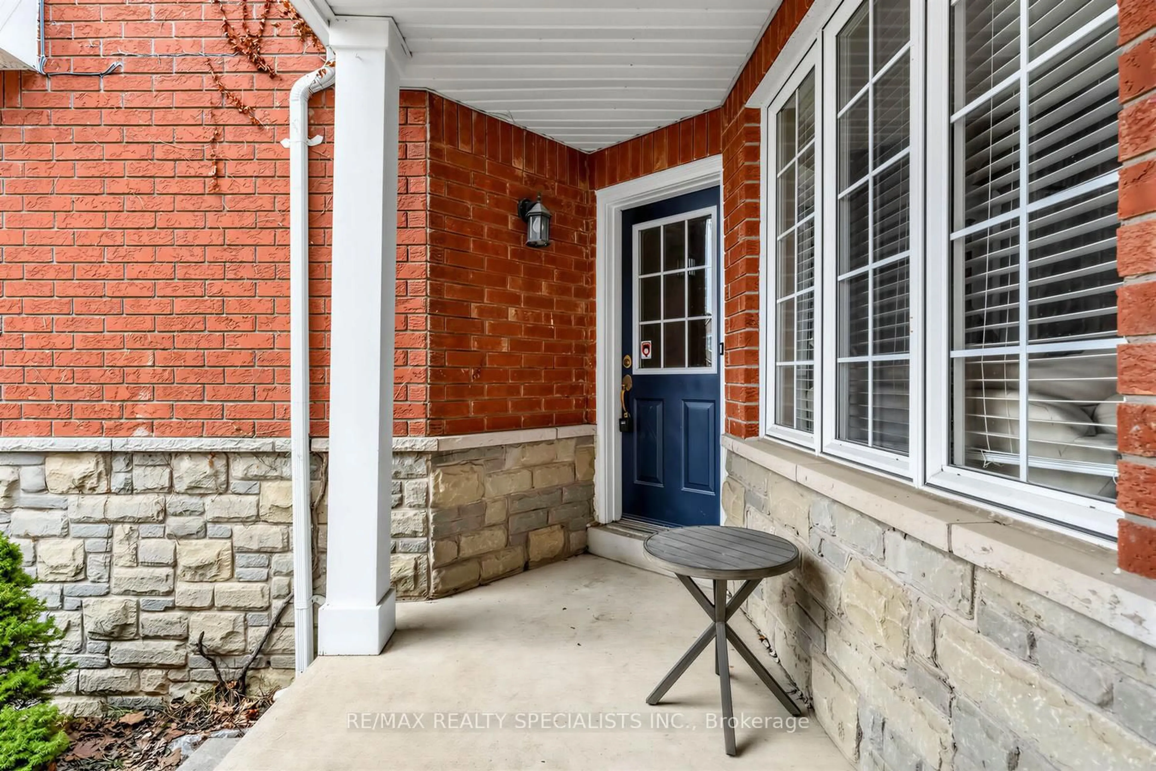 Unknown for 3235 Apricot St, Mississauga Ontario L5N 8A8