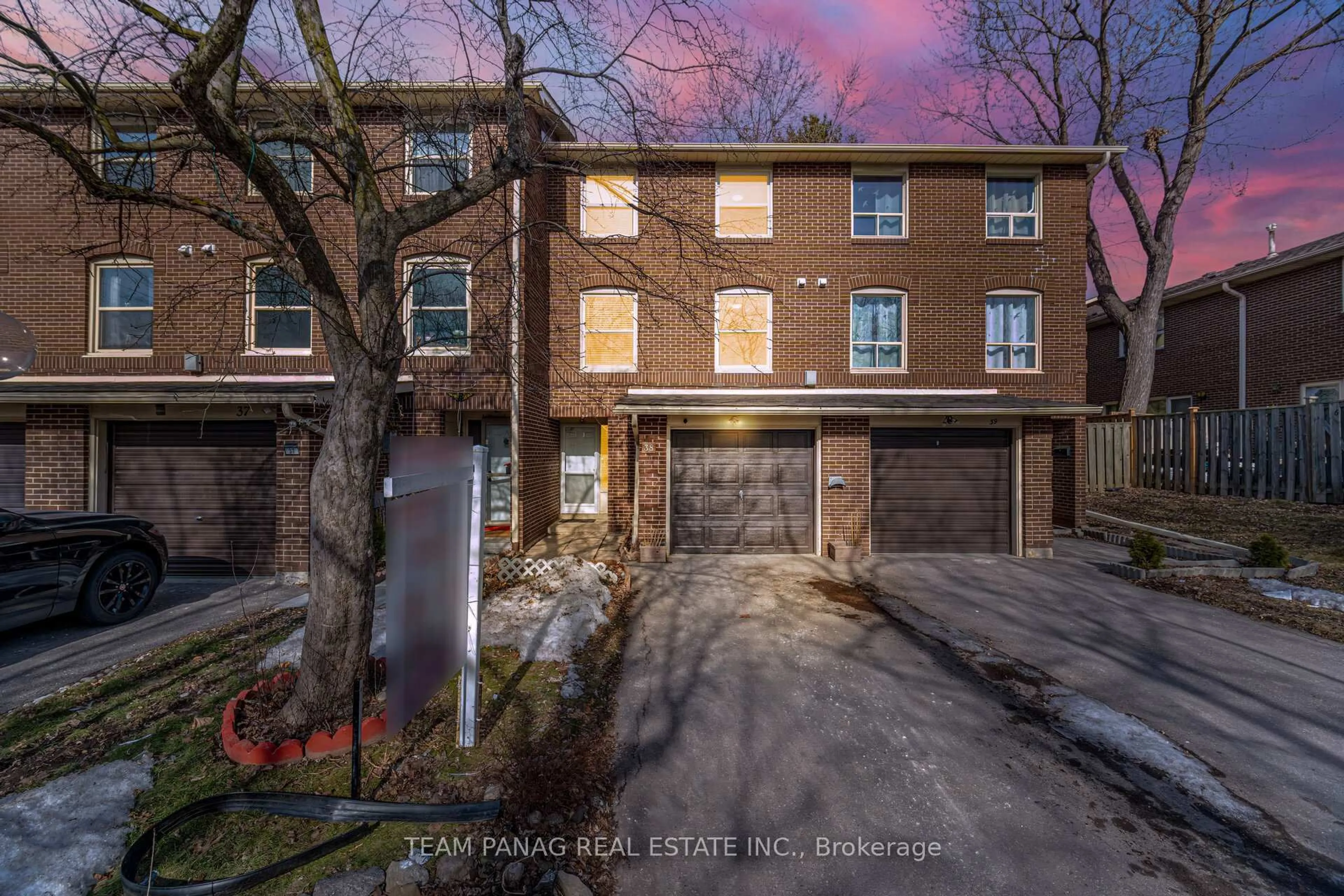 A pic from outside/outdoor area/front of a property/back of a property/a pic from drone, street for 38 Eden Park, Brampton Ontario L6T 3A5