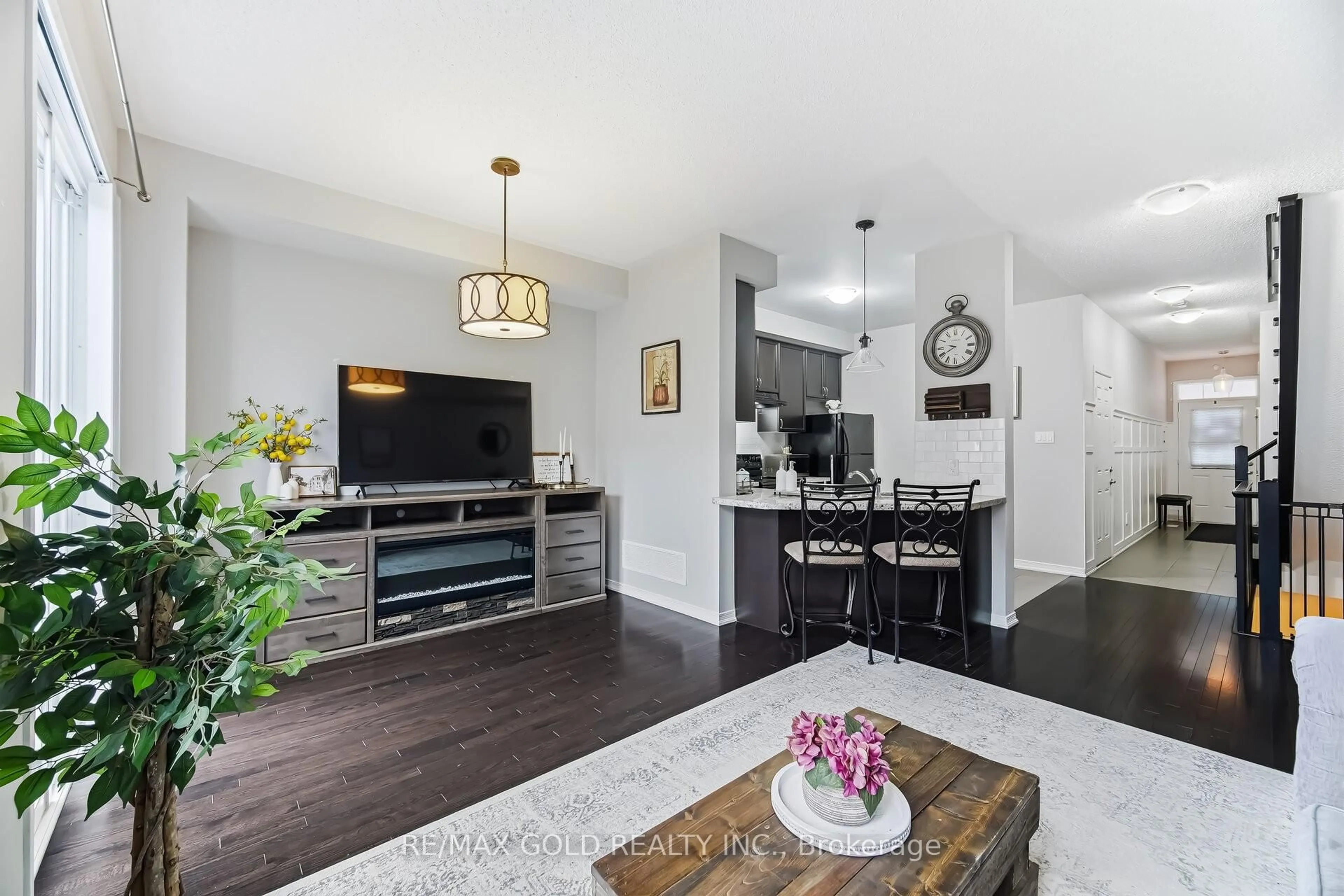 Open concept kitchen, wood/laminate floor for 57 Utopia Way, Brampton Ontario L6P 4A5