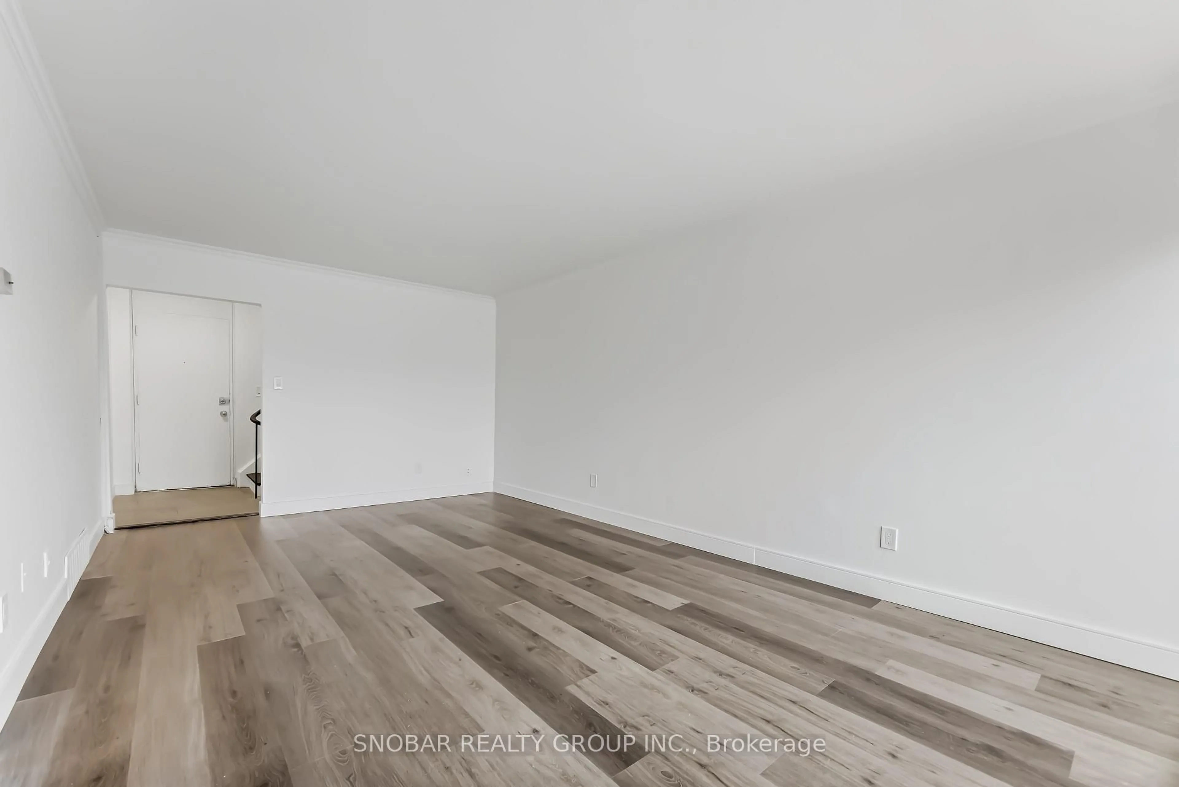 A pic of a room for 3308 The Credit Woodlands #11, Mississauga Ontario L5C 2J8