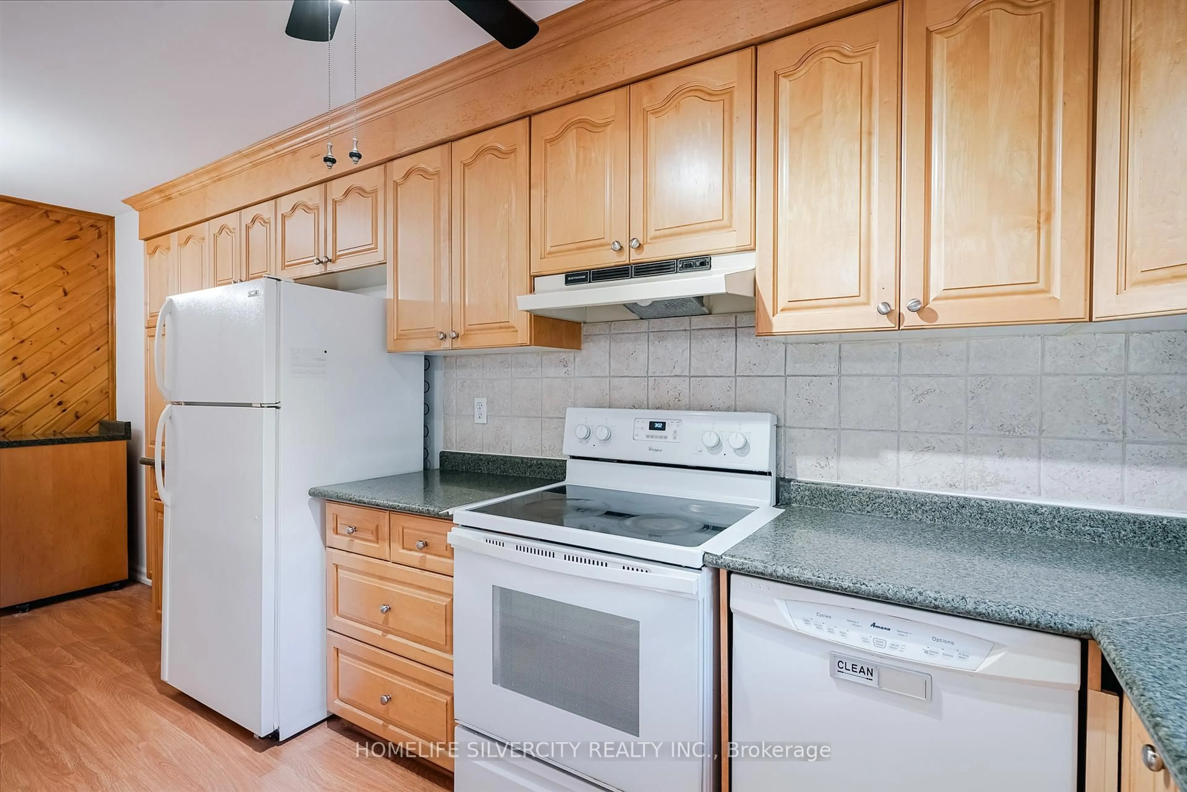 Standard kitchen, unknown for 235 Bronte St #57, Milton Ontario L9T 3V8
