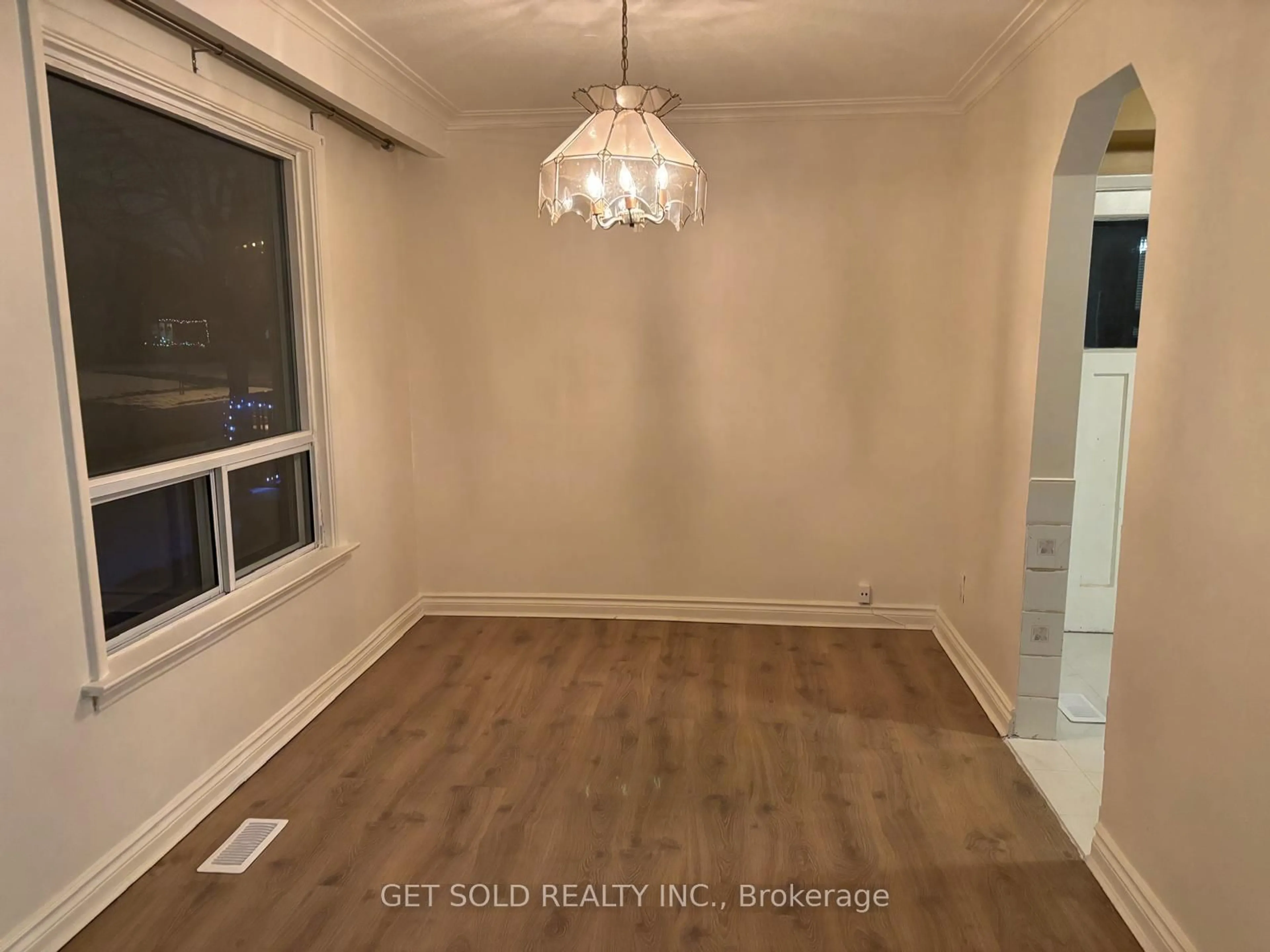 A pic of a room for 44 Dashwood Cres, Toronto Ontario M9V 2N8