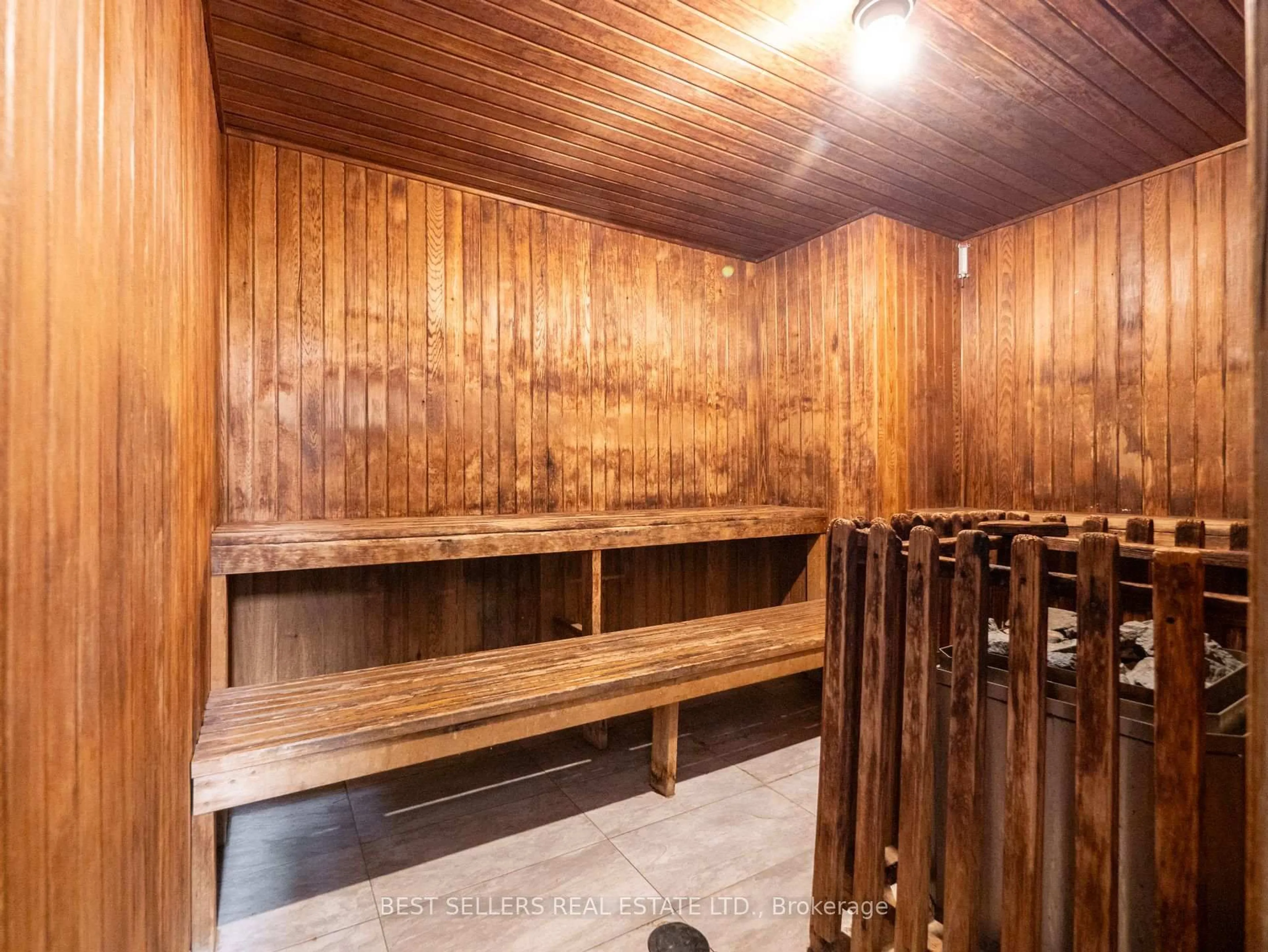 Unknown for 3650 Kaneff Cres #601, Mississauga Ontario L5A 4A1