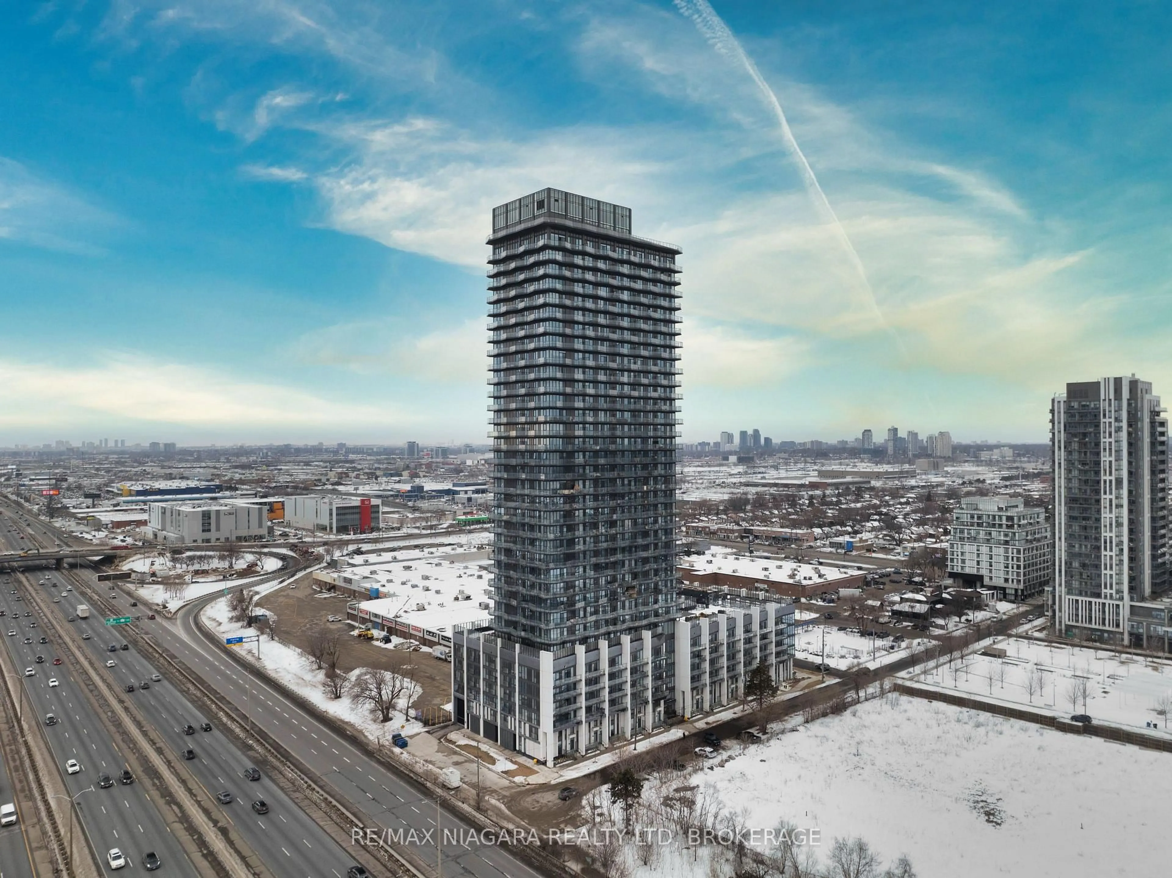 A pic from outside/outdoor area/front of a property/back of a property/a pic from drone, city buildings view from balcony for 36 Zorra St #2611, Toronto Ontario M8Z 0G5