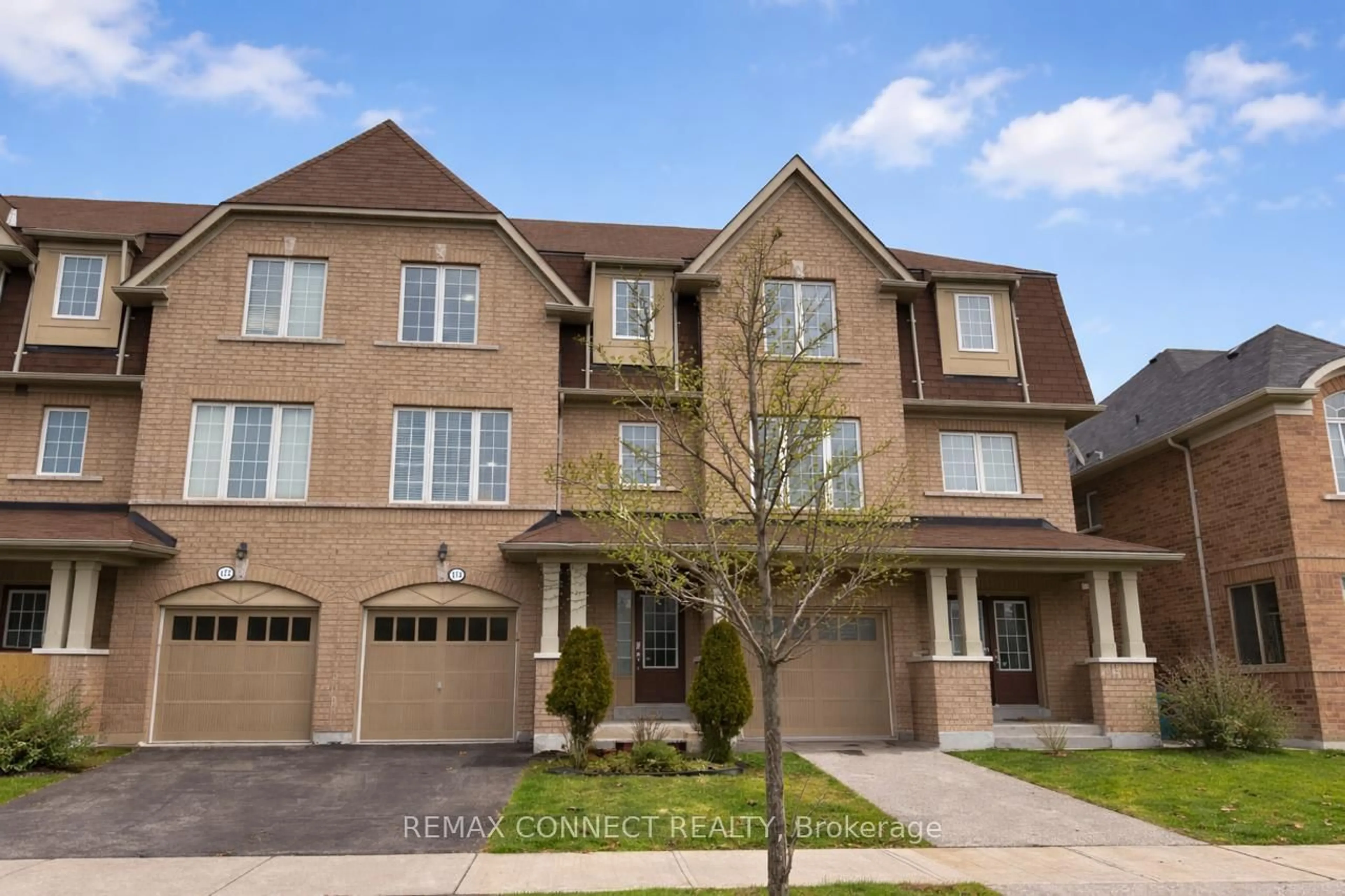 Home with brick exterior material, street for 174 Sussexvale Dr, Brampton Ontario L6R 3R1