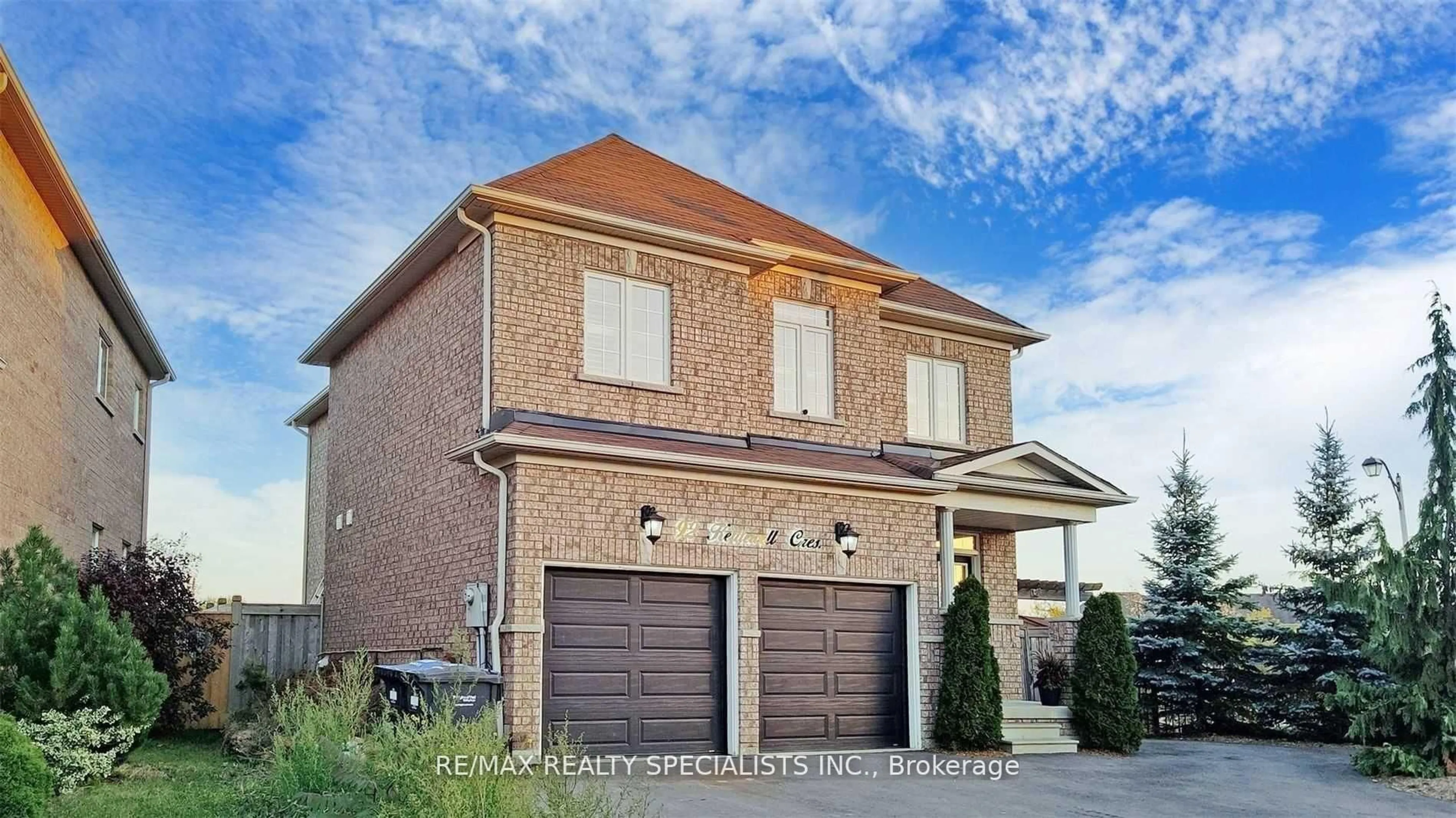 Home with brick exterior material, street for 92 Kettlewell Cres, Brampton Ontario L6R 0T1