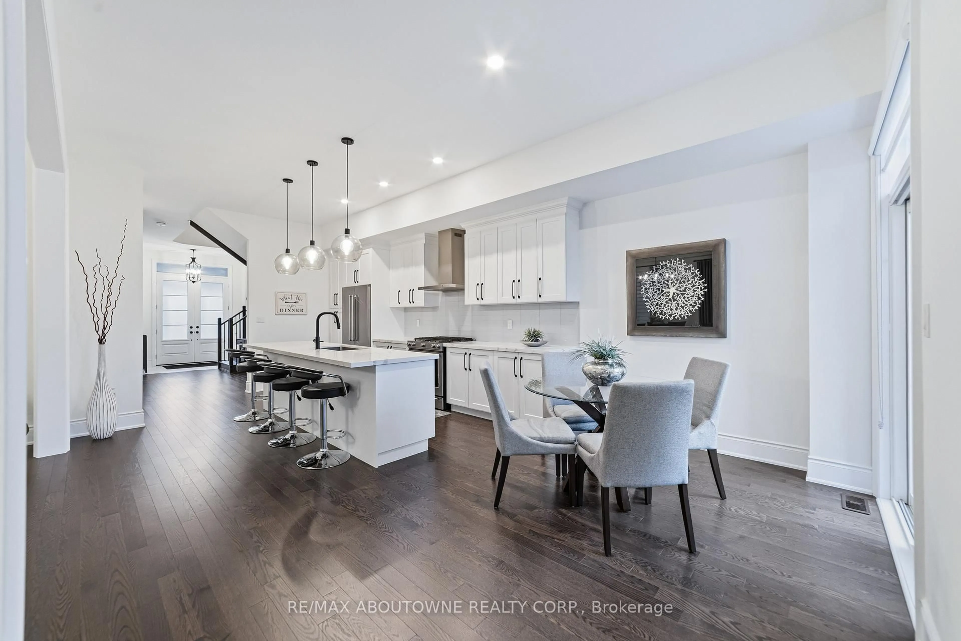 Open concept kitchen, unknown for 477 Parent Pl, Milton Ontario L9E 1L2