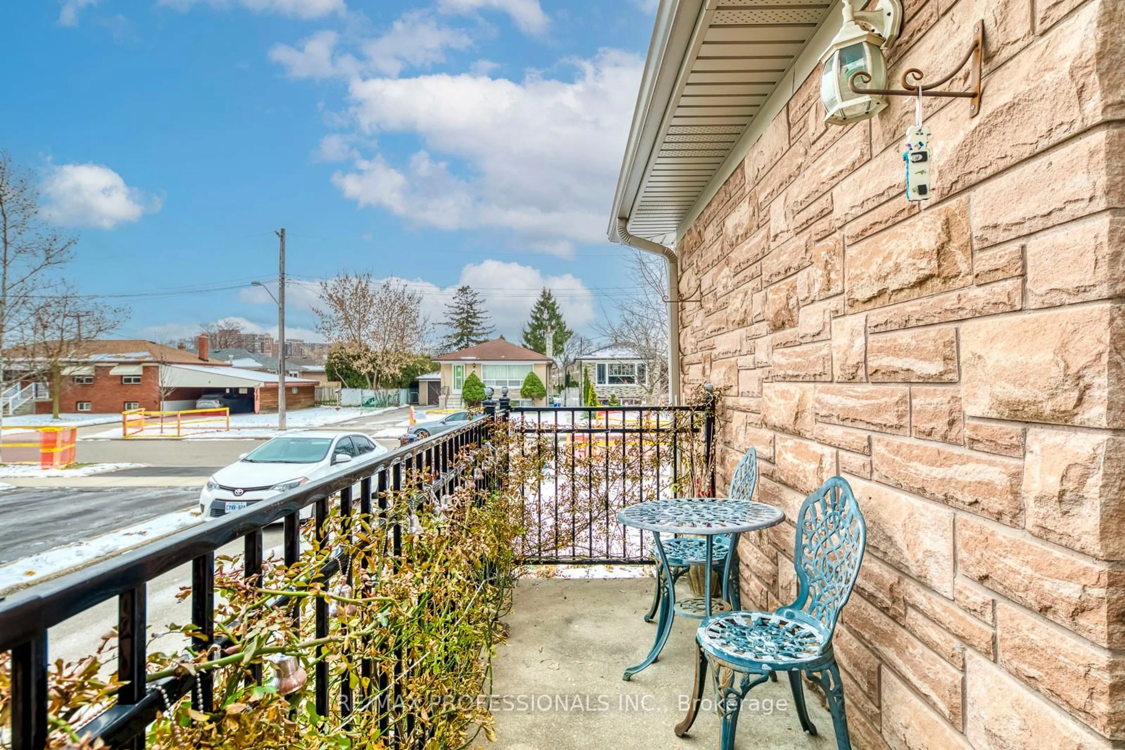 Patio, unknown for 7 Belgate Pl, Toronto Ontario M9C 3Y5