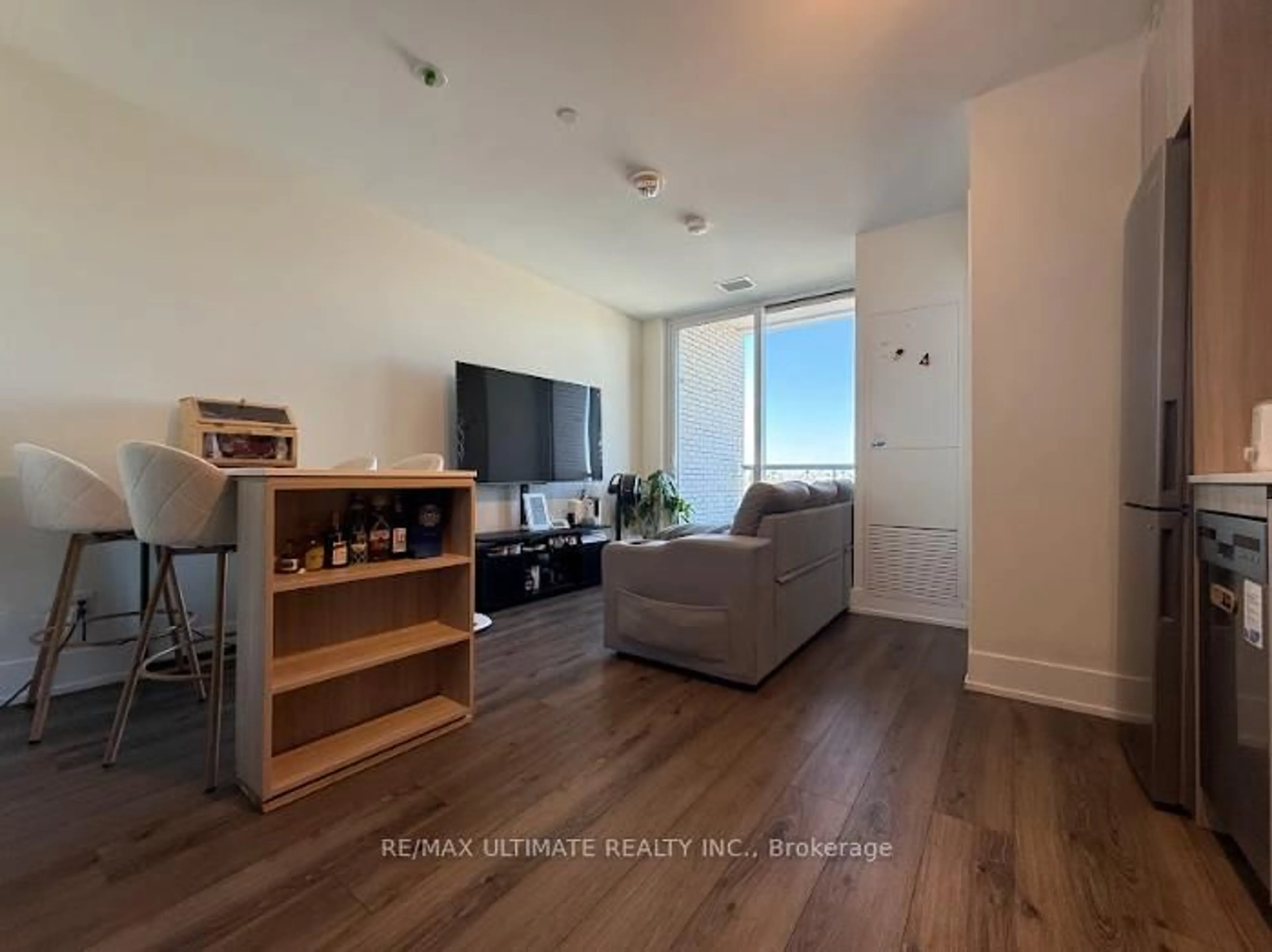 A pic of a room for 3100 Keele St #1111, Toronto Ontario M3M 0E1