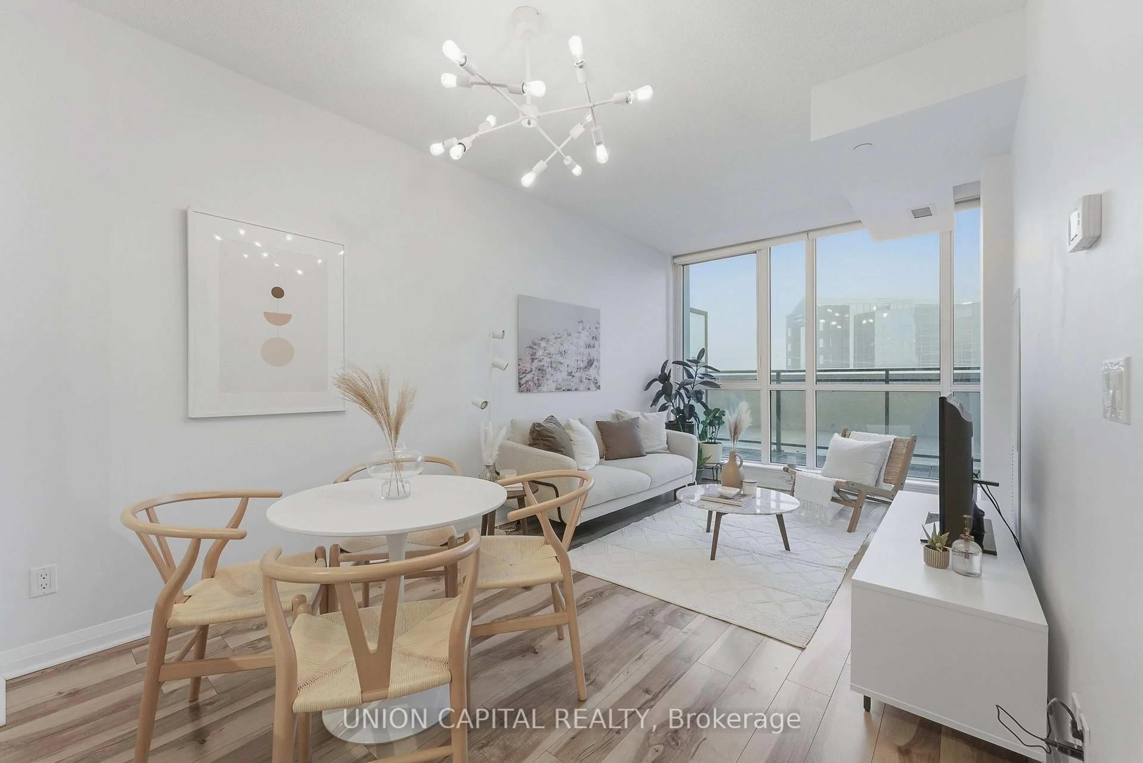 Unknown for 55 Eglinton Ave #508, Mississauga Ontario L5R 0E4