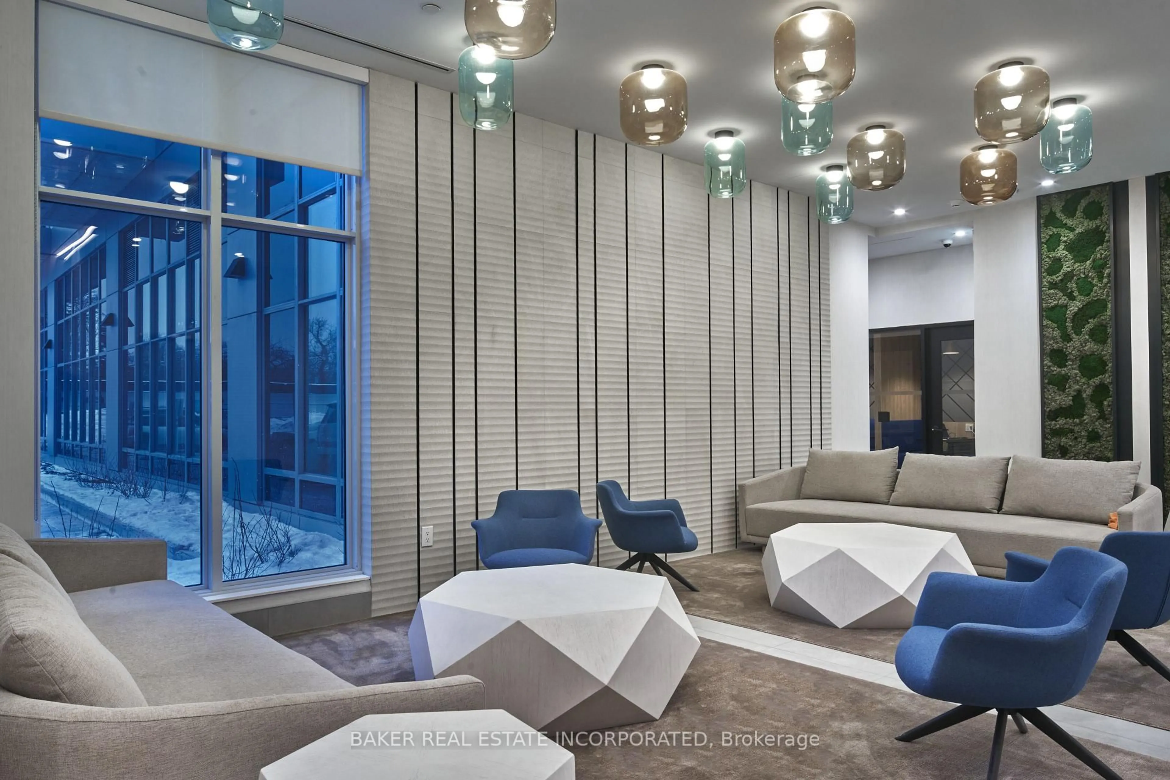 Lobby for 500 Plains Rd #701, Burlington Ontario L7T 0C8