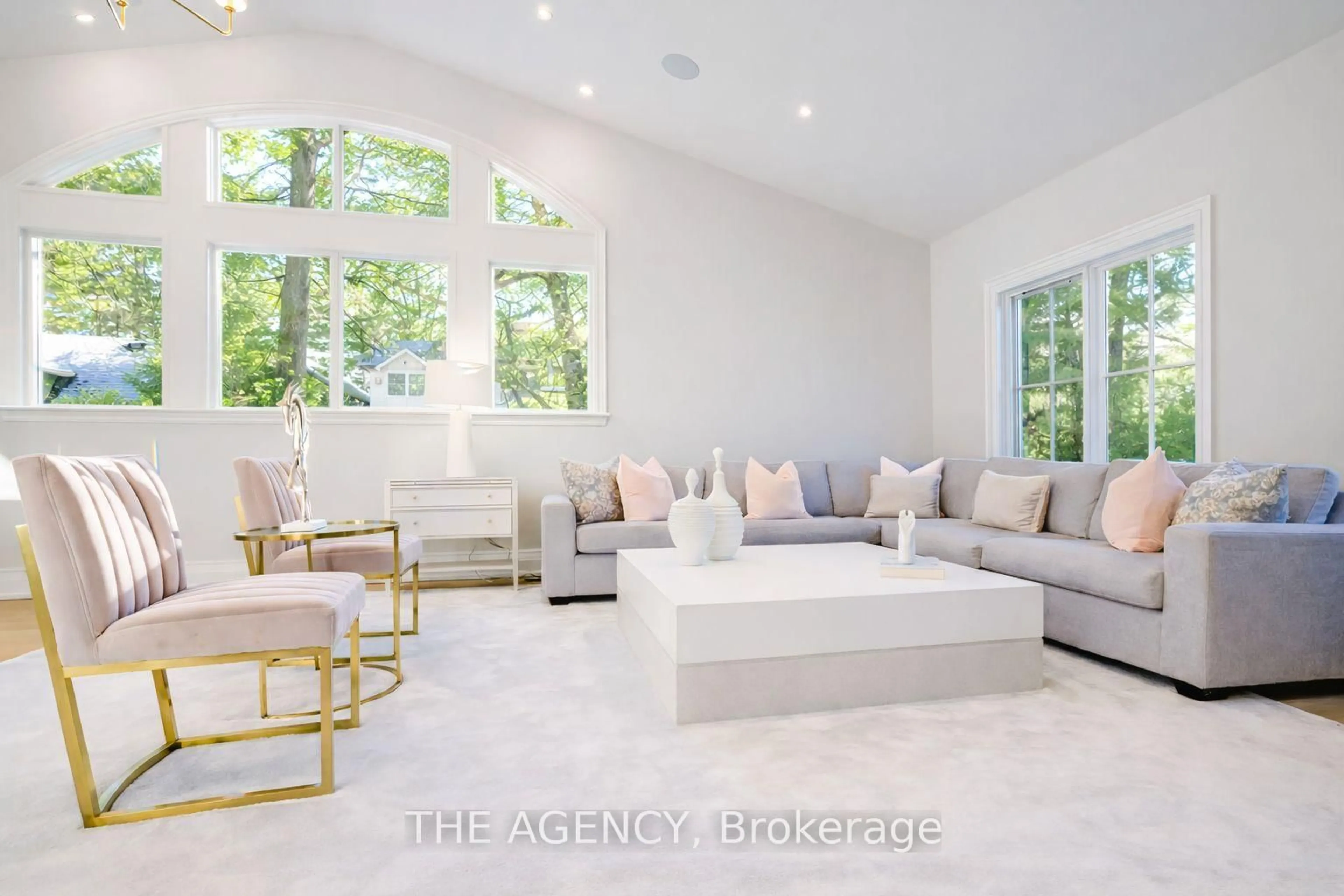 Living room with furniture, ceramic/tile floor for 1310 Duncan Rd, Oakville Ontario L6J 2P8