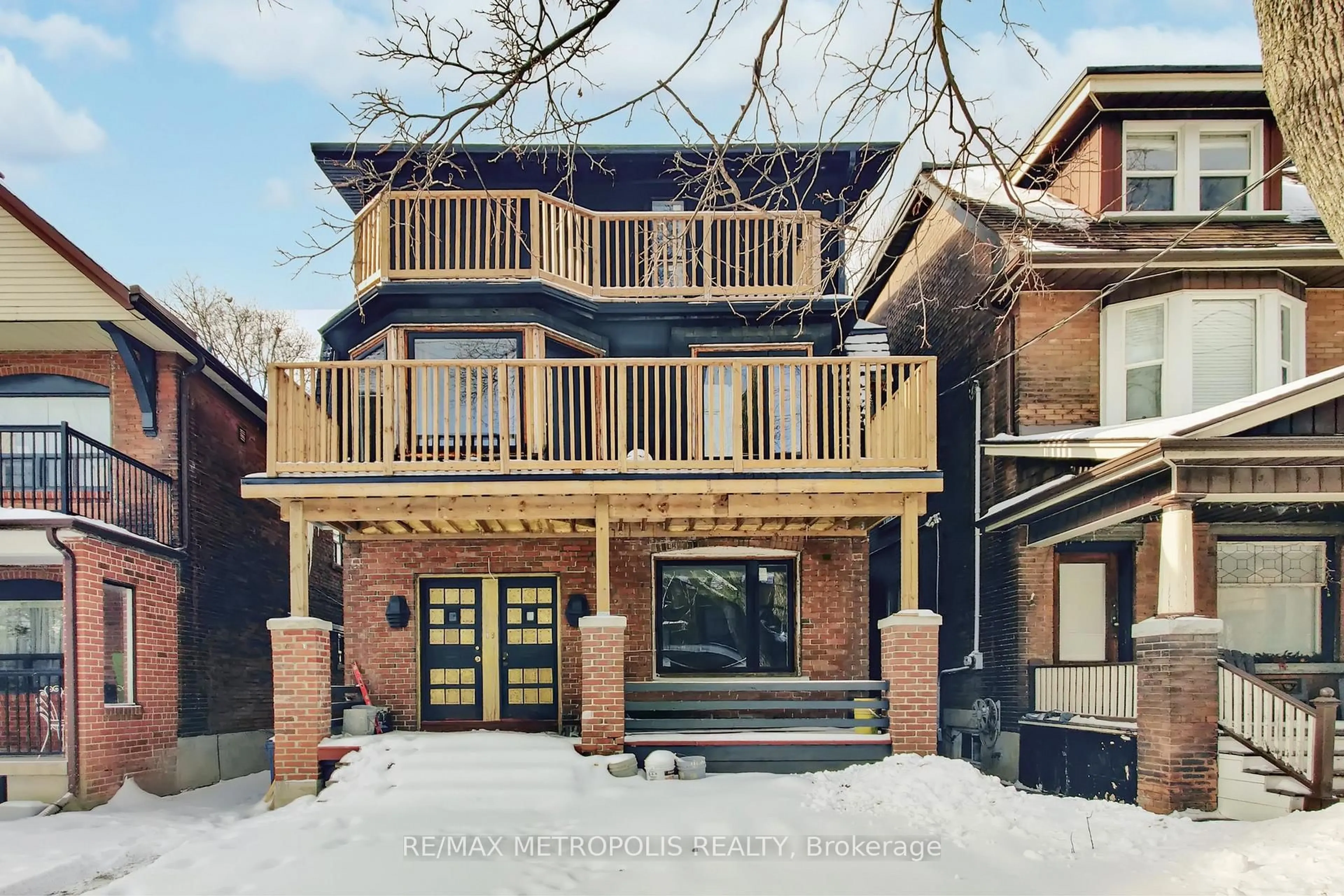 Home with brick exterior material, street for 74 Roncesvalles Ave, Toronto Ontario M6R 2K7