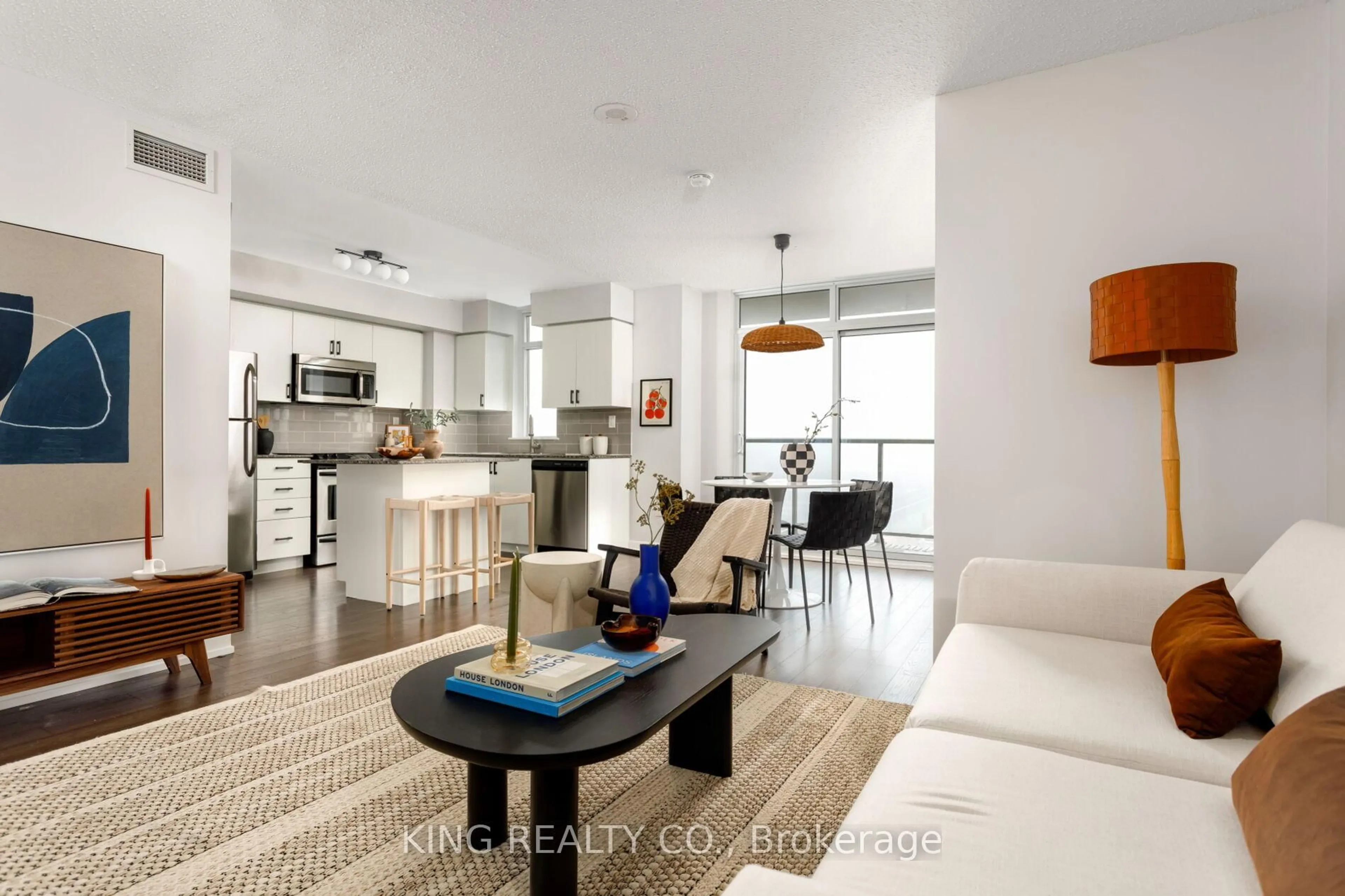 Open concept kitchen, unknown for 816 Lansdowne Ave #1112, Toronto Ontario M6H 4K6