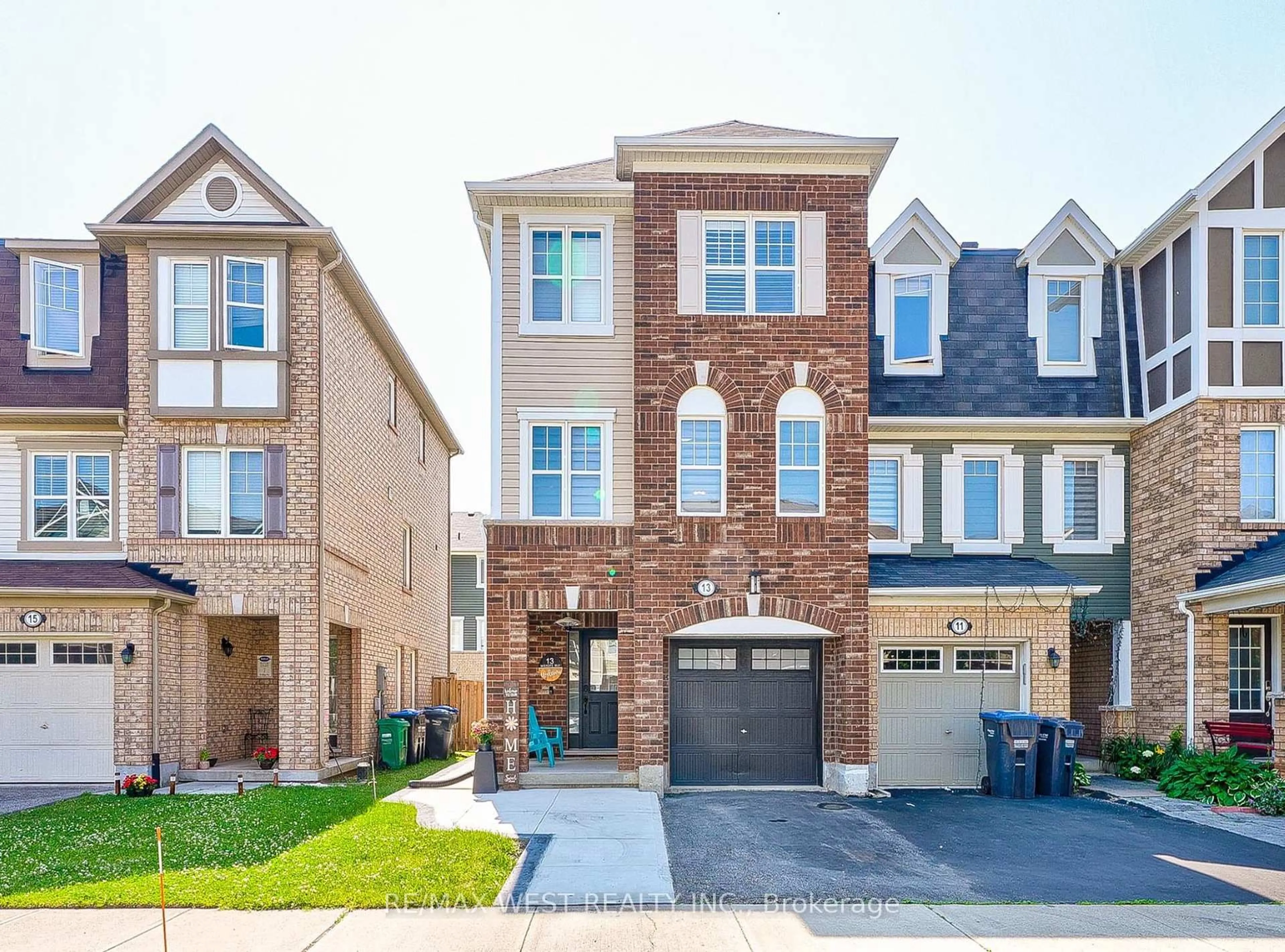 Home with brick exterior material, street for 13 Midhope Way, Brampton Ontario L6Y 4Y8