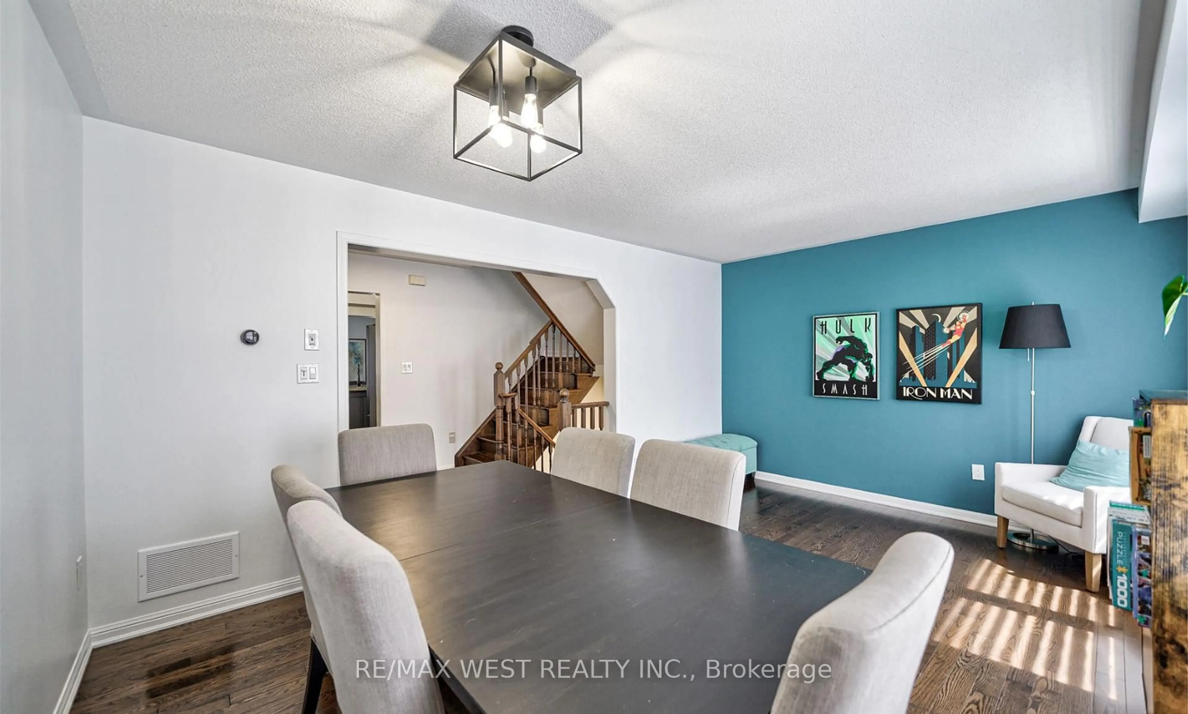 Dining room, unknown for 13 Midhope Way, Brampton Ontario L6Y 4Y8