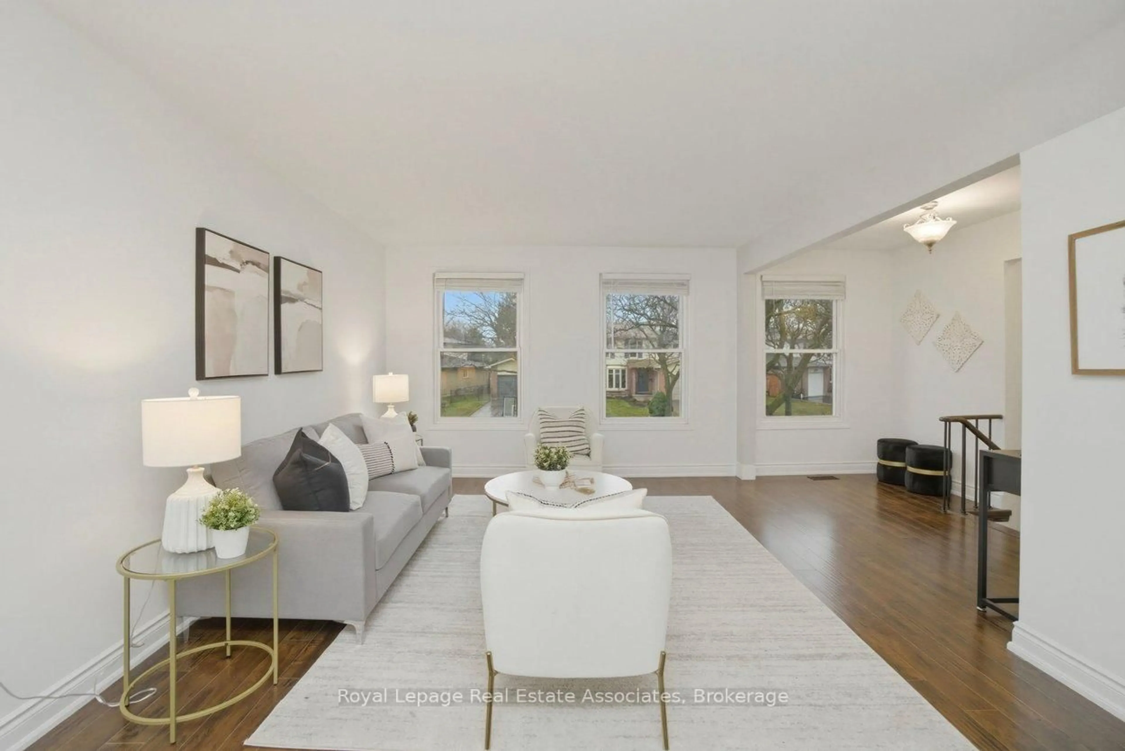 Living room with furniture, unknown for 725 Coulson Ave, Milton Ontario L9T 4J3