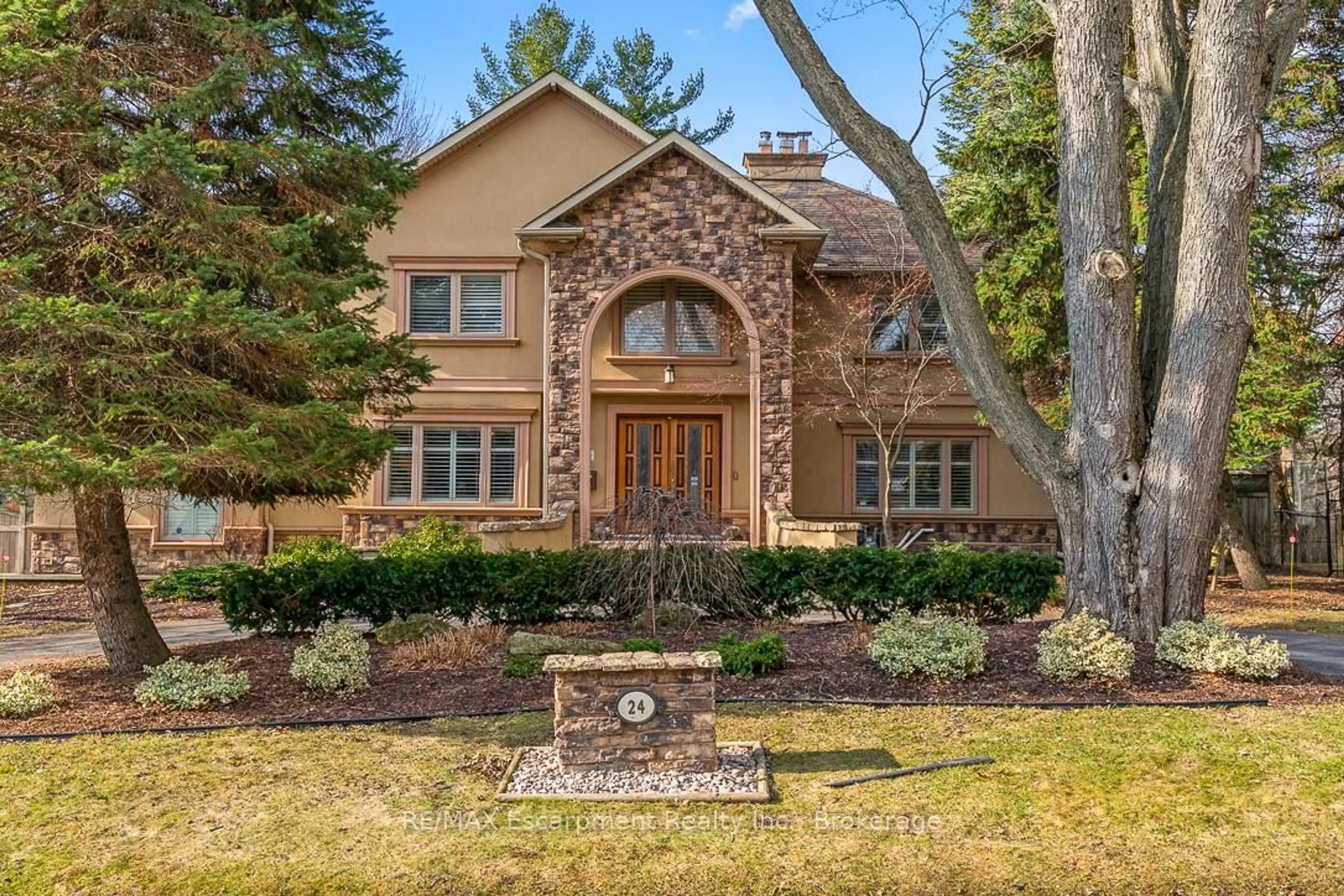 Home with brick exterior material, street for 24 Birkbank Dr, Oakville Ontario L6J 4Y9