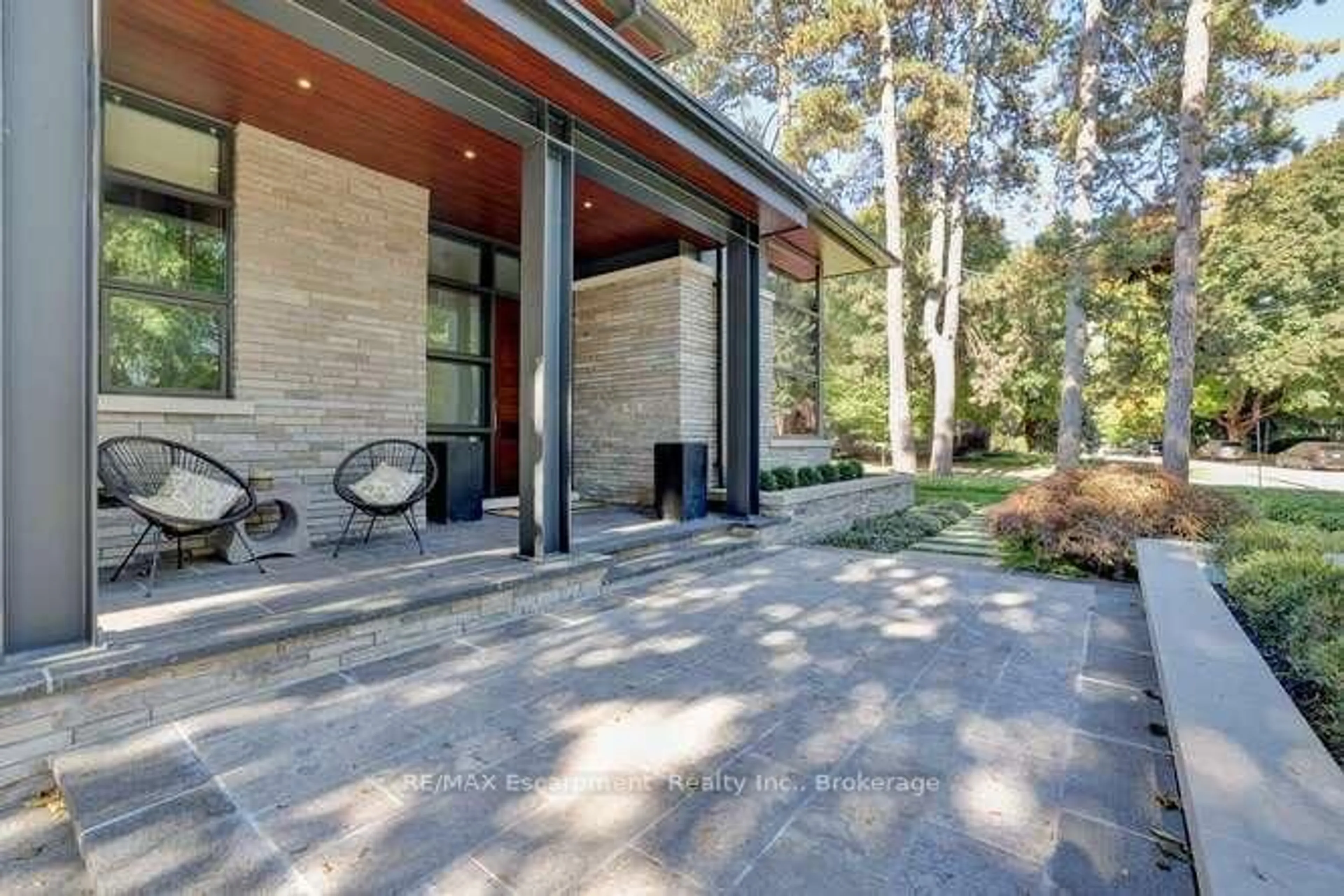 Patio, unknown for 238 Hart Ave, Burlington Ontario L7N 1P1