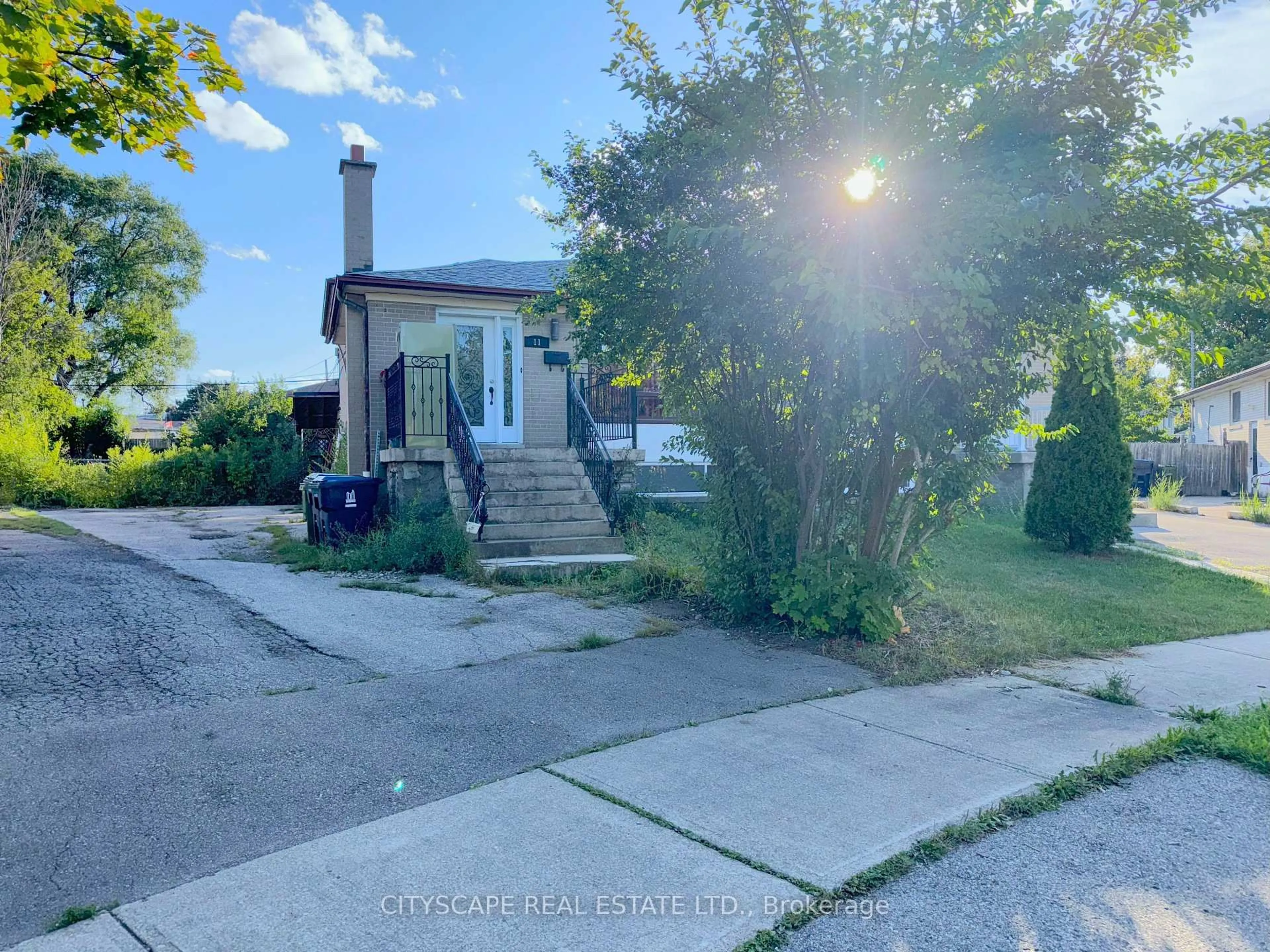 A pic from outside/outdoor area/front of a property/back of a property/a pic from drone, street for 11 Melpham Crt, Toronto Ontario M9V 2H2