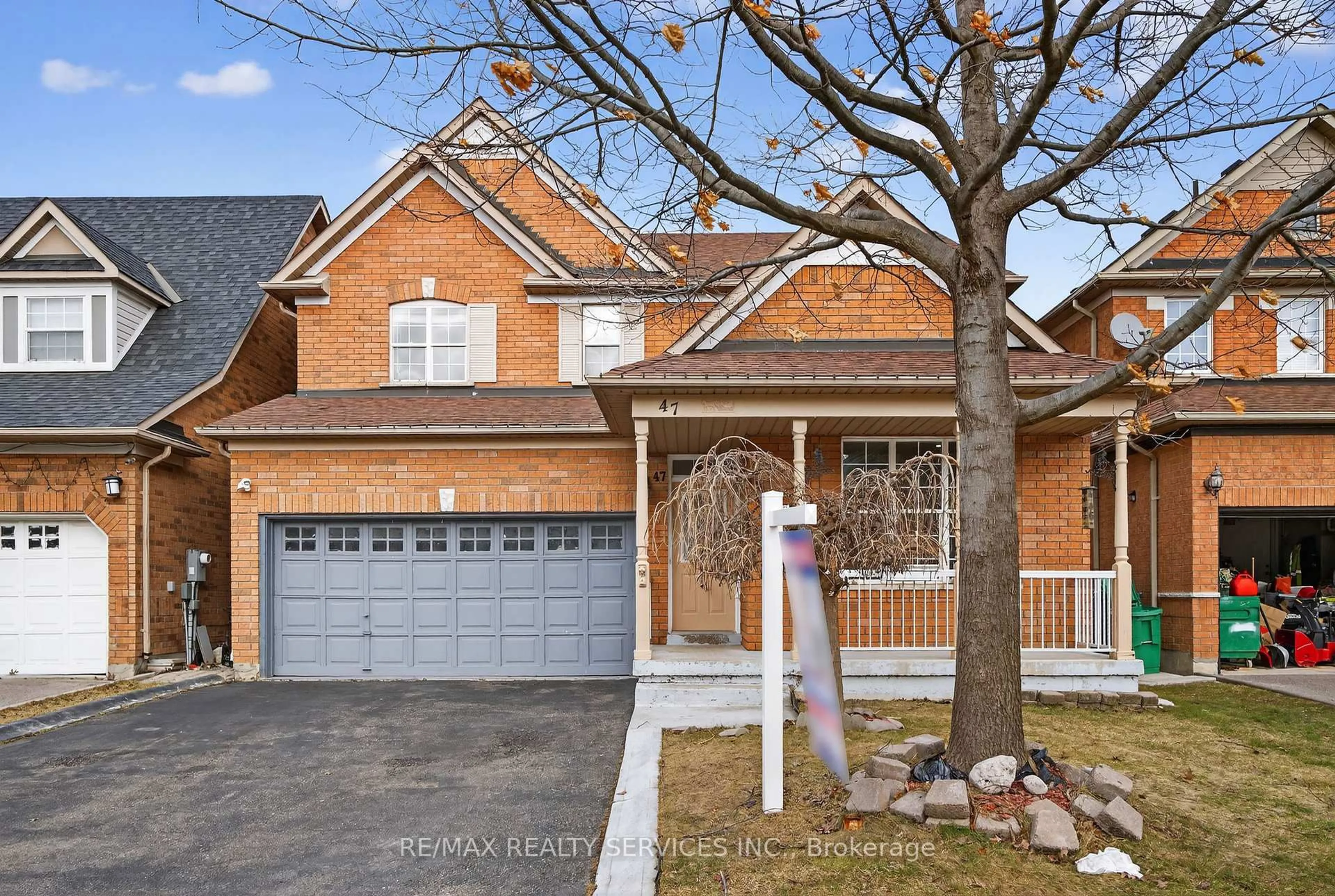 Home with brick exterior material, street for 47 Upper Highlands Dr, Brampton Ontario L6Z 4V9
