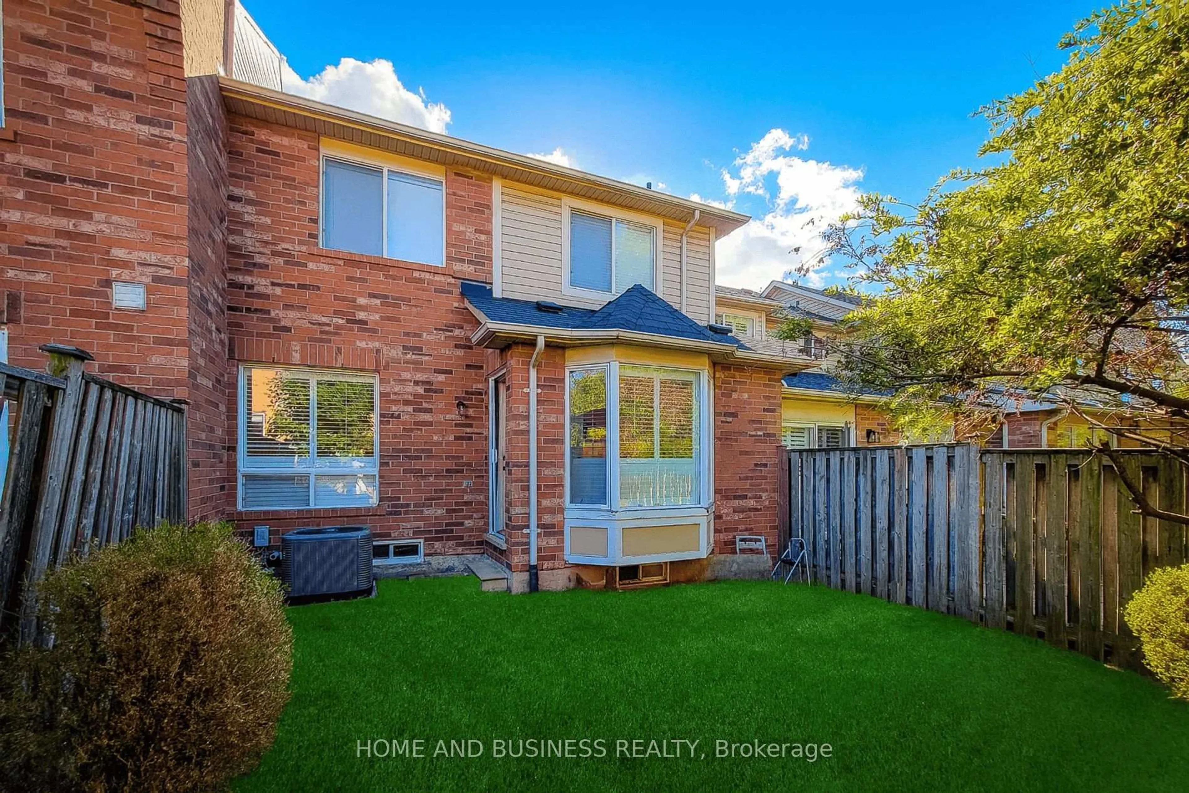 Unknown for 2374 Baintree Cres, Oakville Ontario L6M 4X1