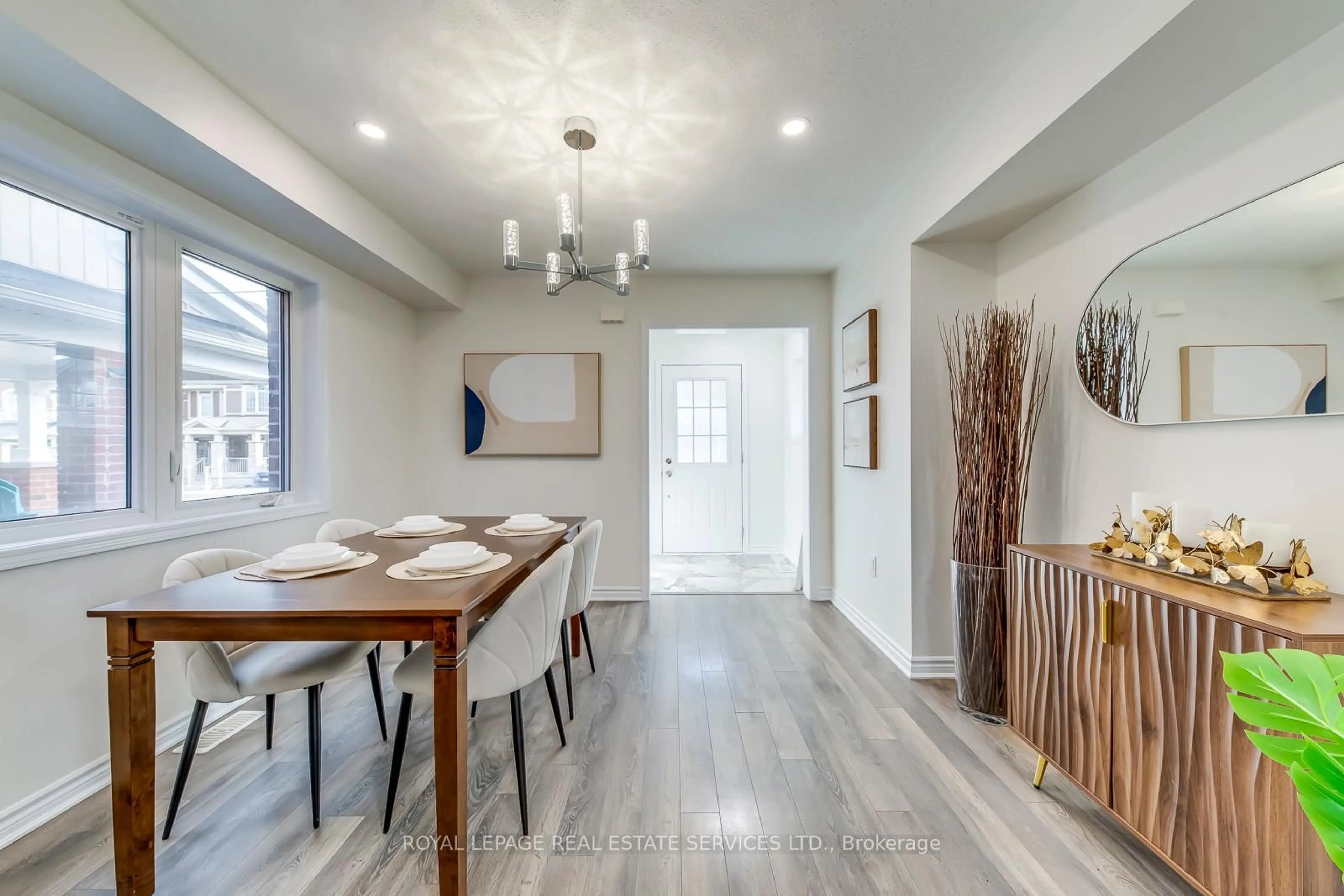 Dining room, unknown for 291 Beasley Terr, Milton Ontario L9E 1C5