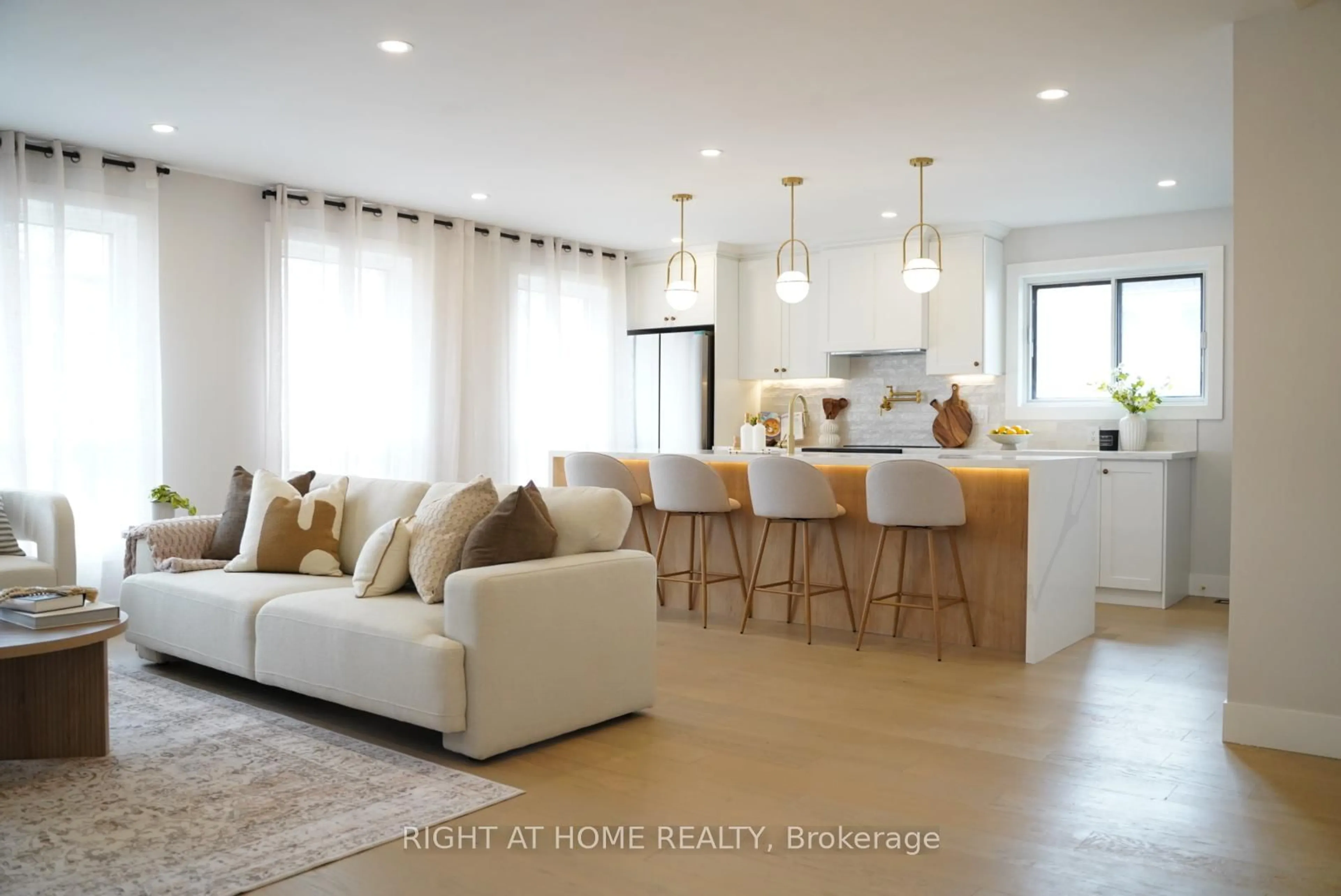 Open concept kitchen, unknown for 238 Bartley Bull Pkwy, Brampton Ontario L6W 2L1