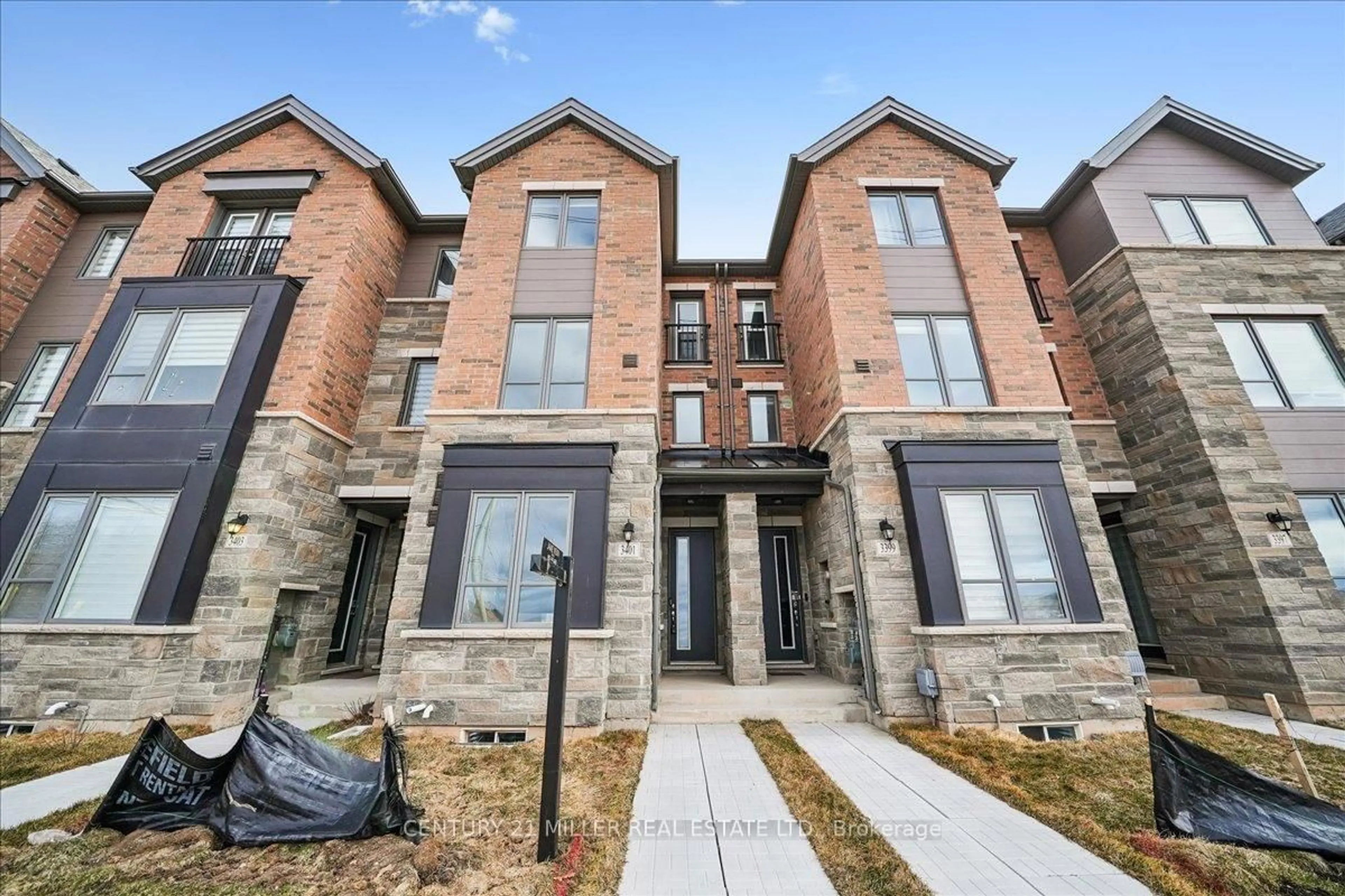 Home with brick exterior material, street for 3401 Sixth Line, Oakville Ontario L6H 0Y7