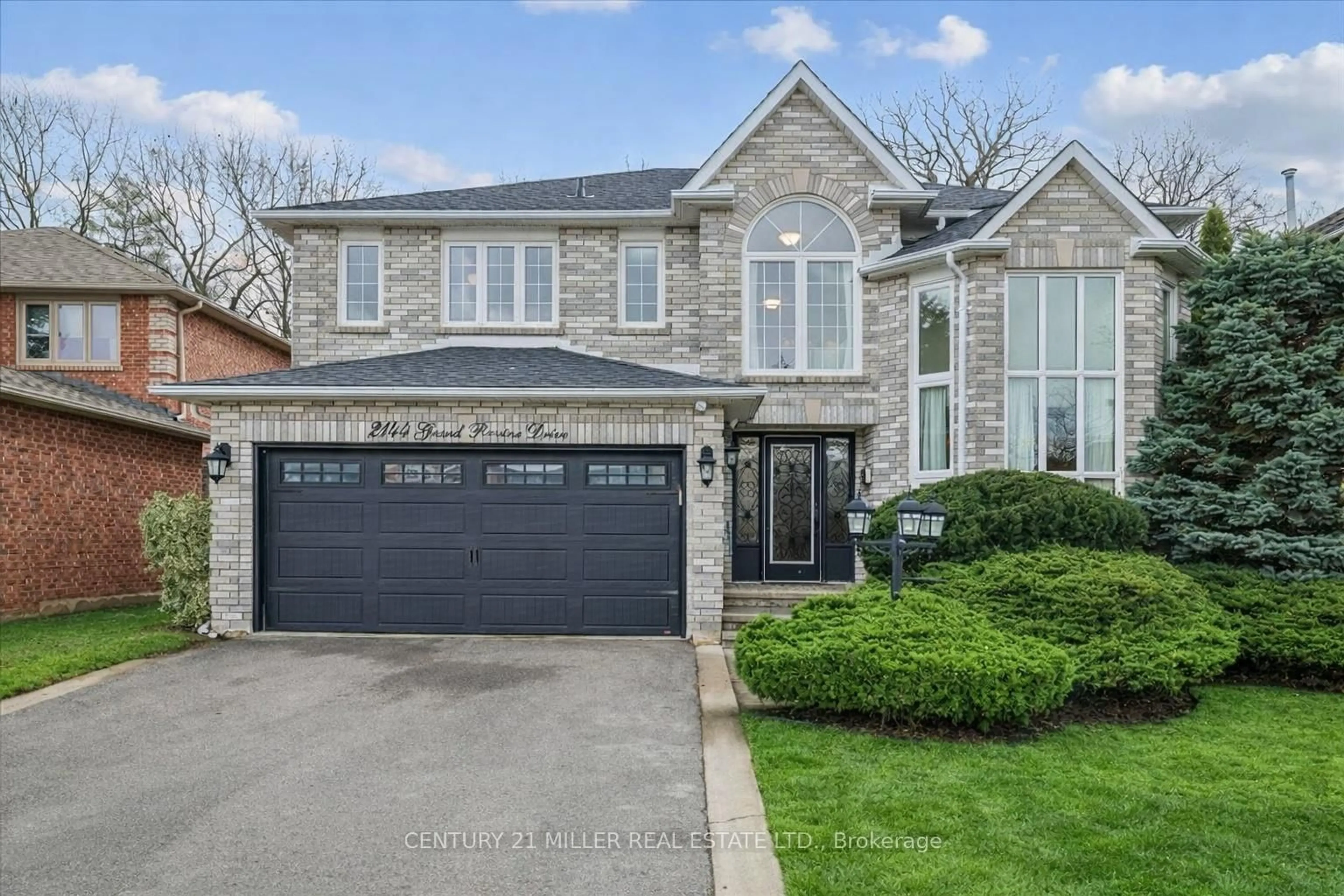 Home with brick exterior material, street for 2144 Grand Ravine Dr, Oakville Ontario L6H 6B4