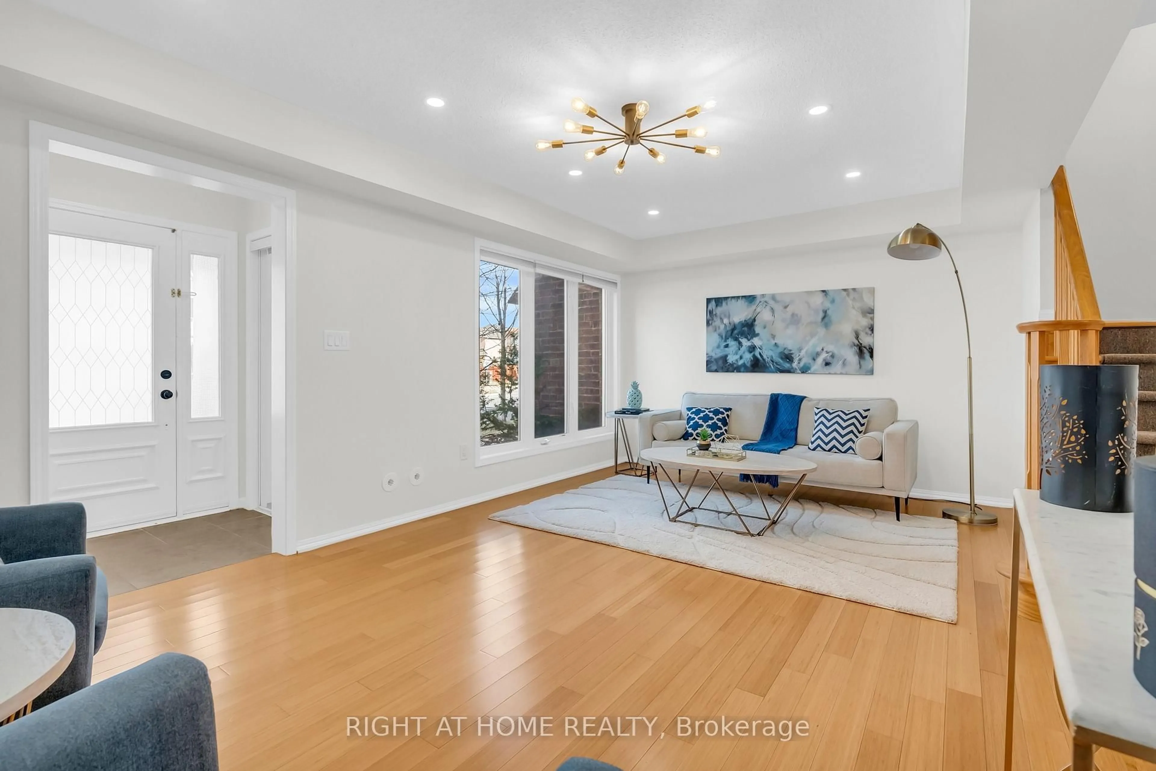 Living room with furniture, unknown for 656 Scott Blvd, Milton Ontario L9T 0P3