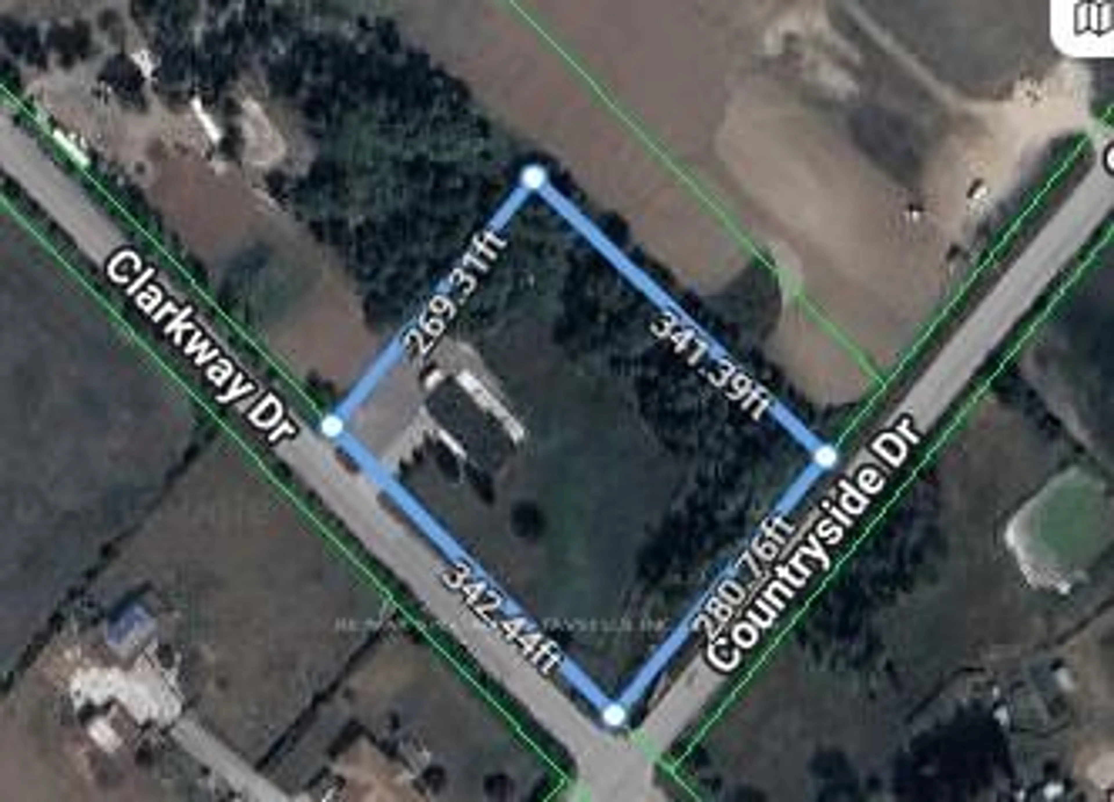 A pic from outside/outdoor area/front of a property/back of a property/a pic from drone, building for 11075 Clarkway Dr, Brampton Ontario L6P 0W1