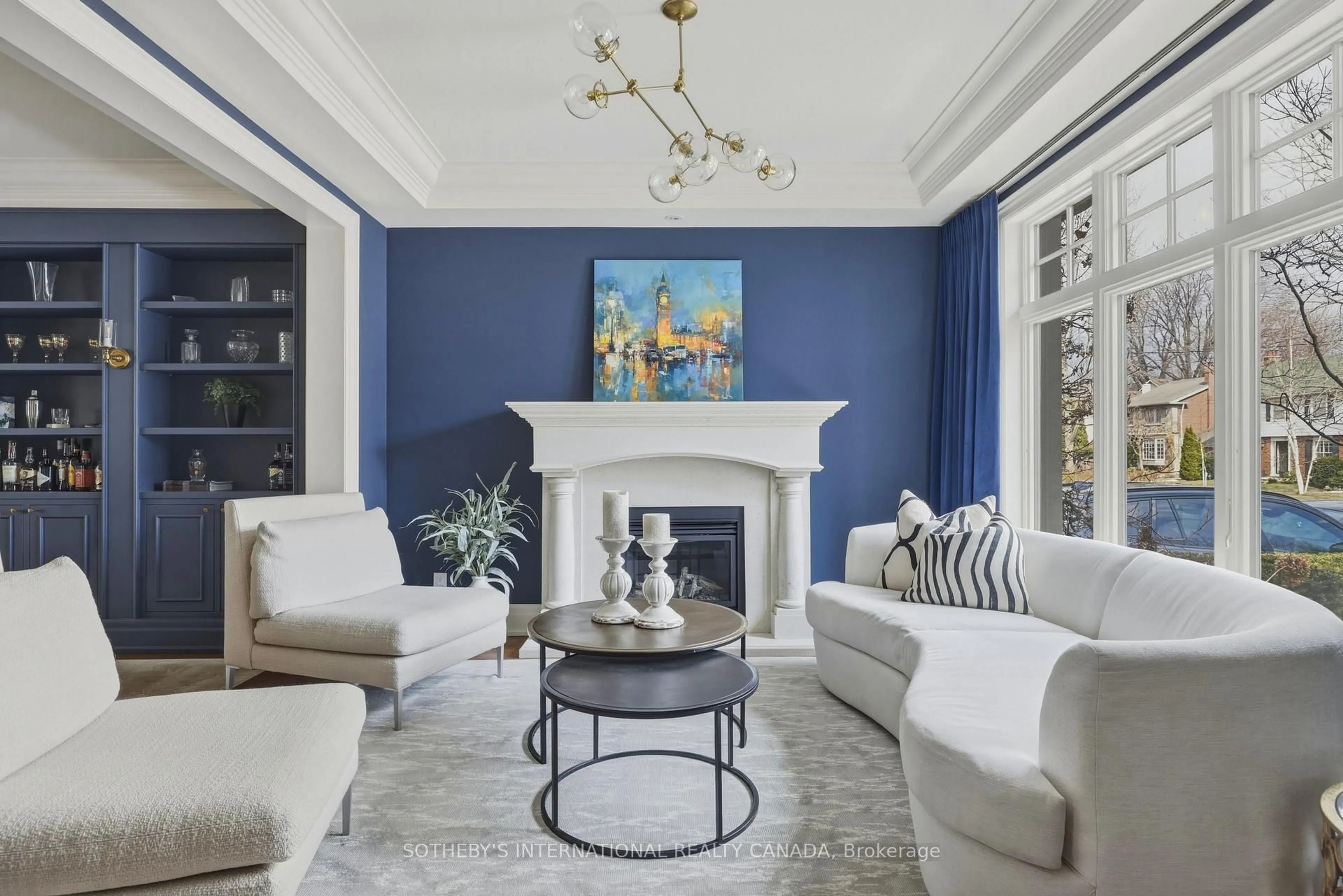 Living room with furniture, unknown for 85 Strath Ave, Toronto Ontario M8X 1R7