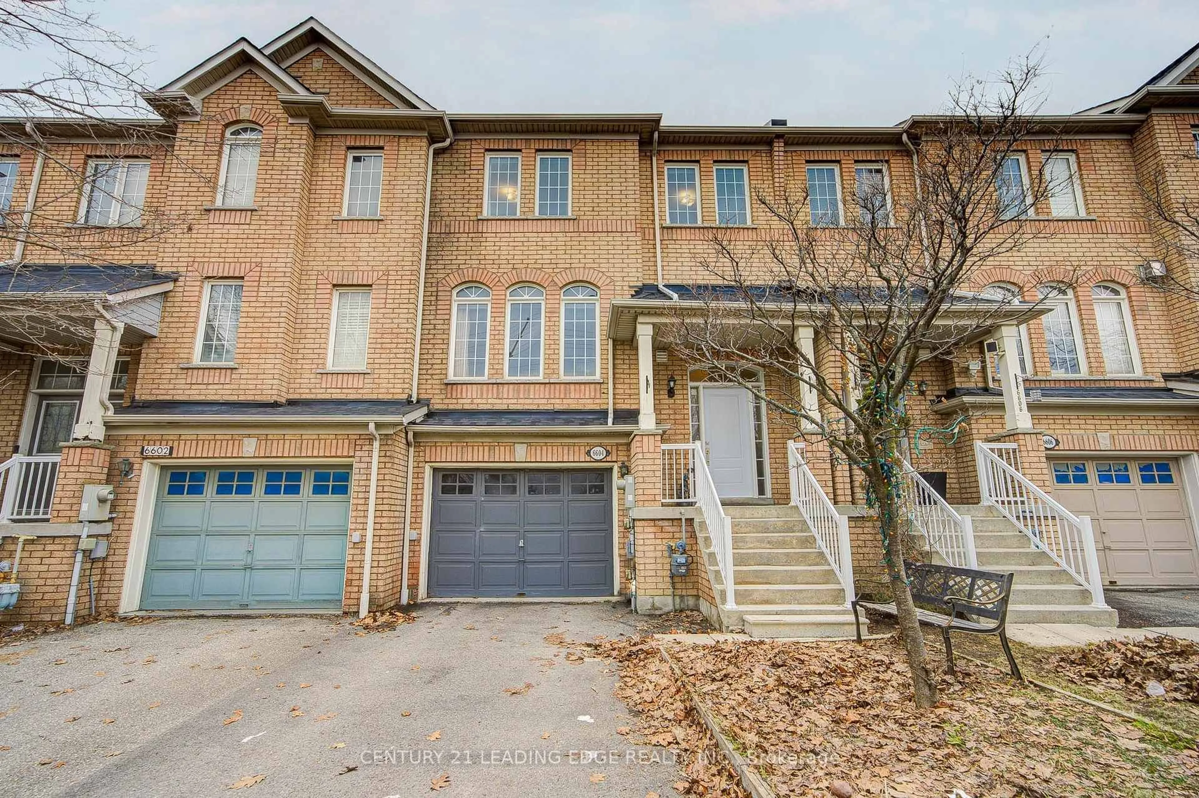 Home with brick exterior material, street for 6604 Opera Glass Cres, Mississauga Ontario L5W 1R8