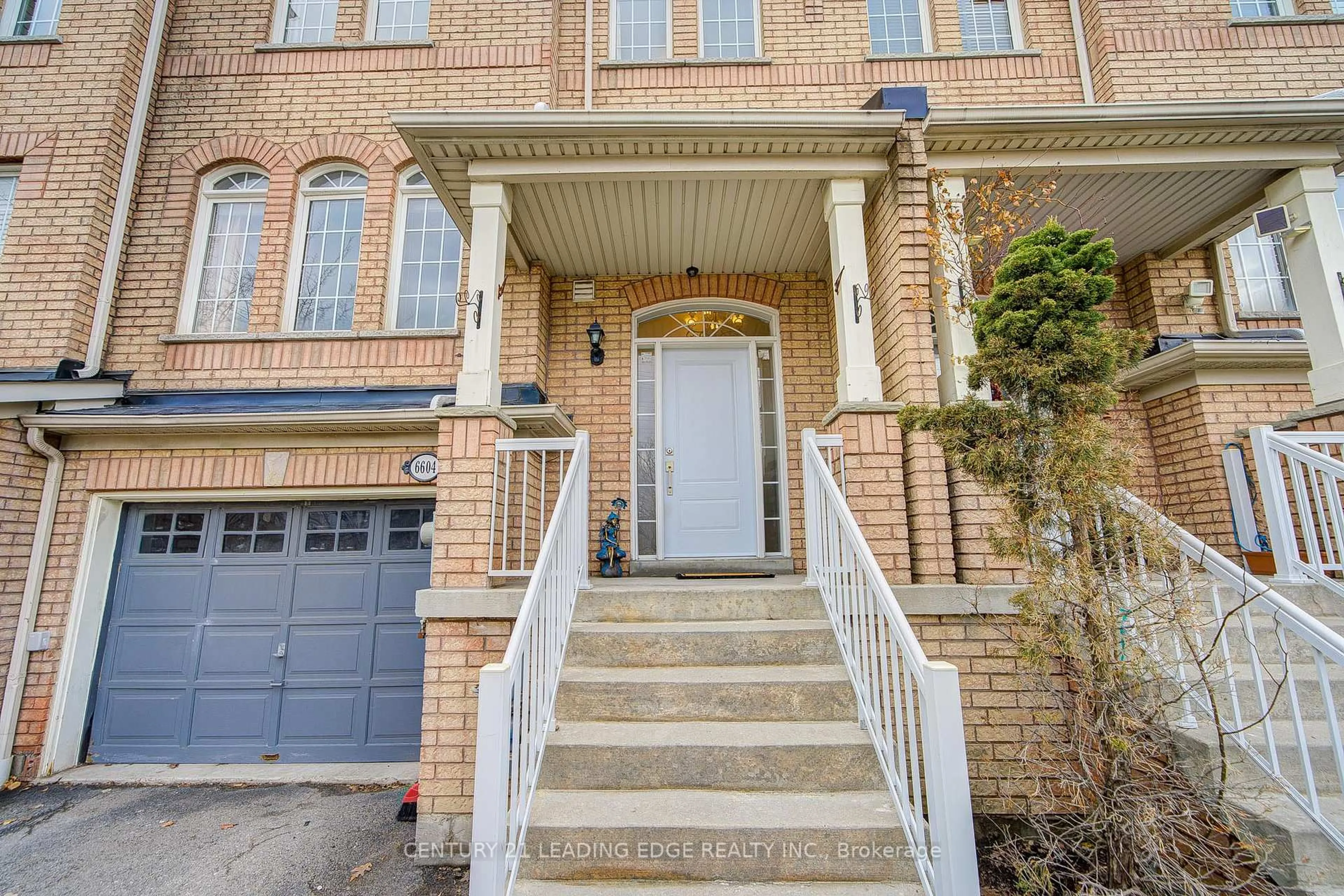 Home with brick exterior material, street for 6604 Opera Glass Cres, Mississauga Ontario L5W 1R8