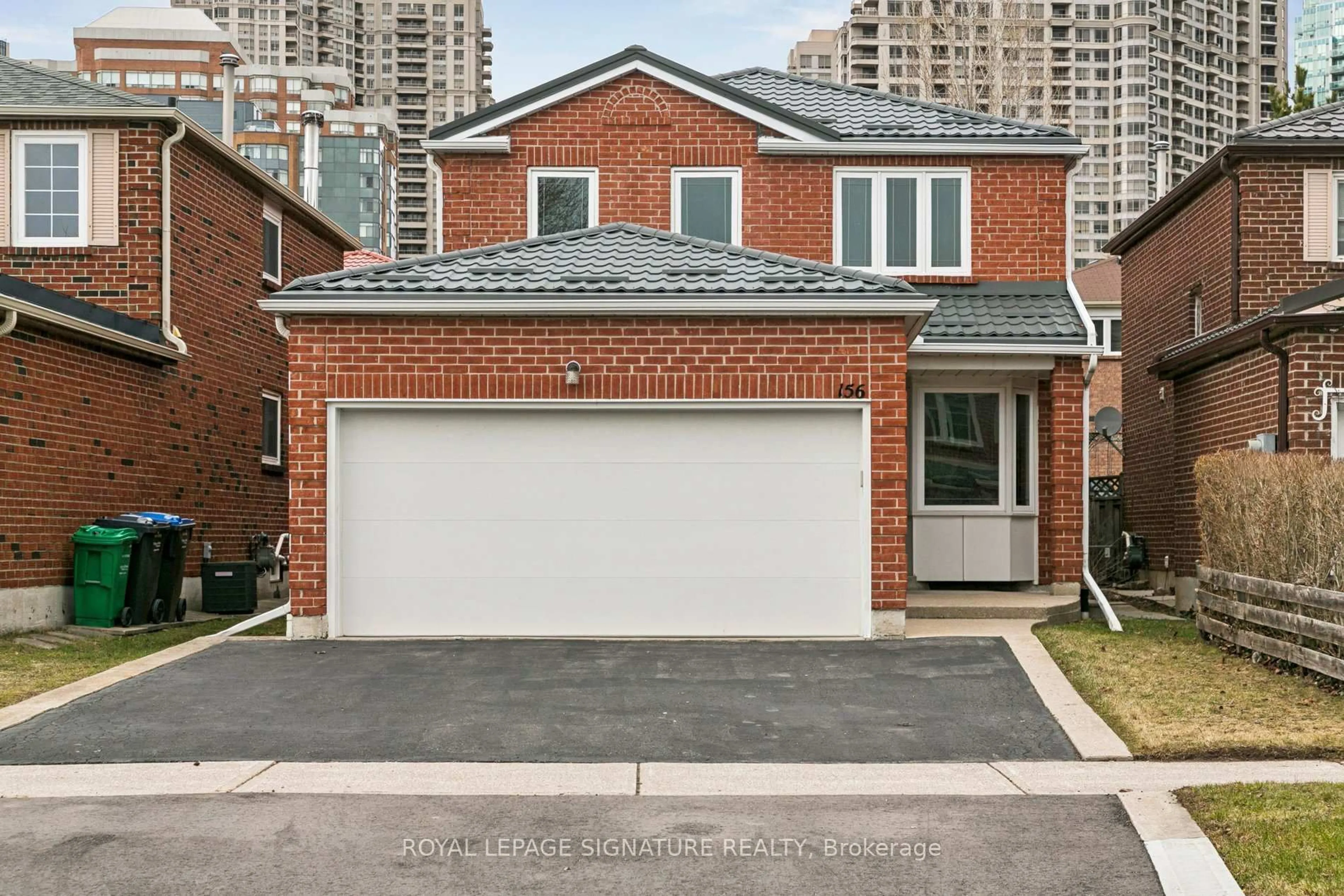 Home with brick exterior material, street for 156 Macedonia Cres, Mississauga Ontario L5B 3J5
