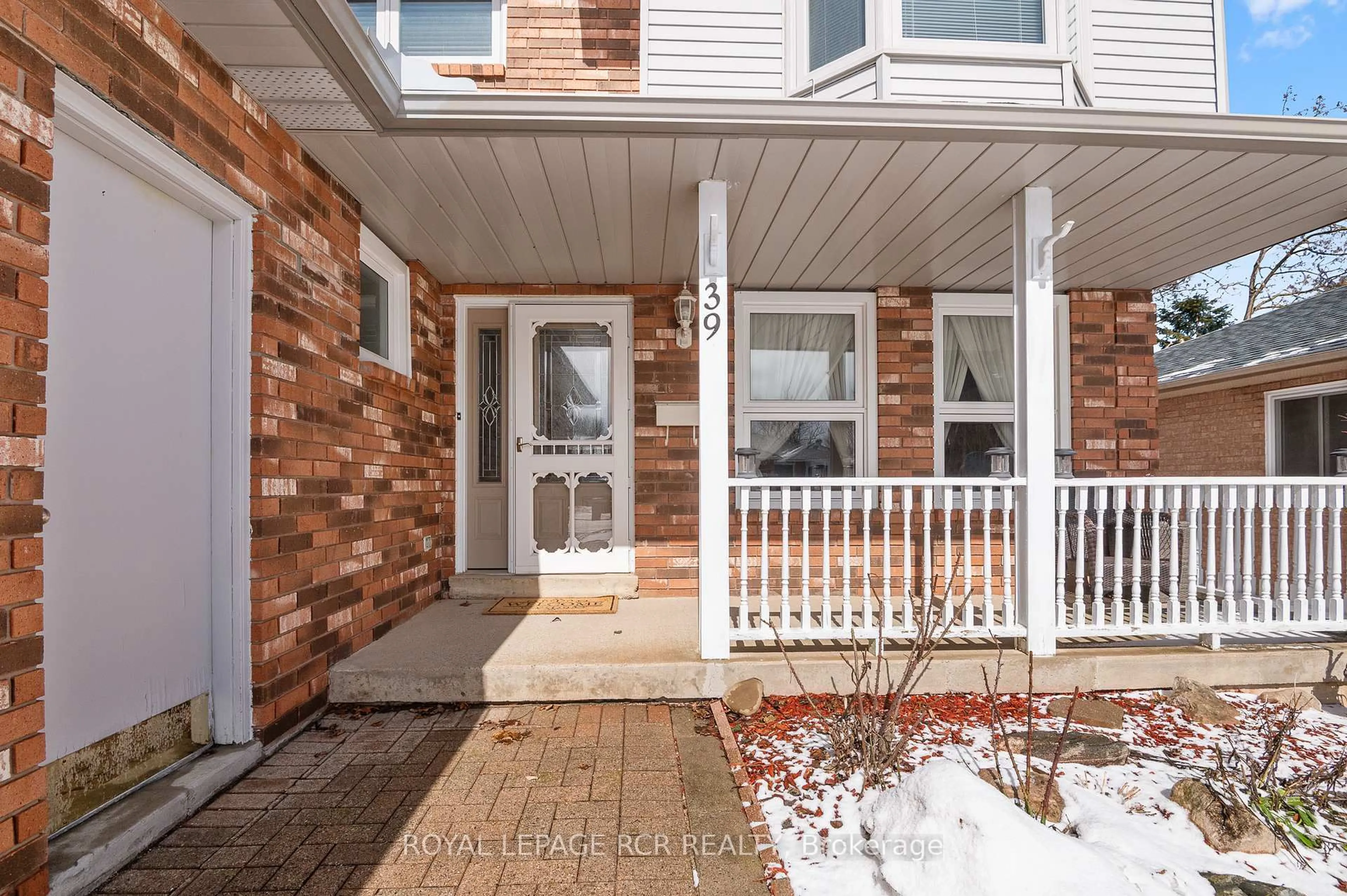 Unknown for 39 Passmore Ave, Orangeville Ontario L9W 4K4