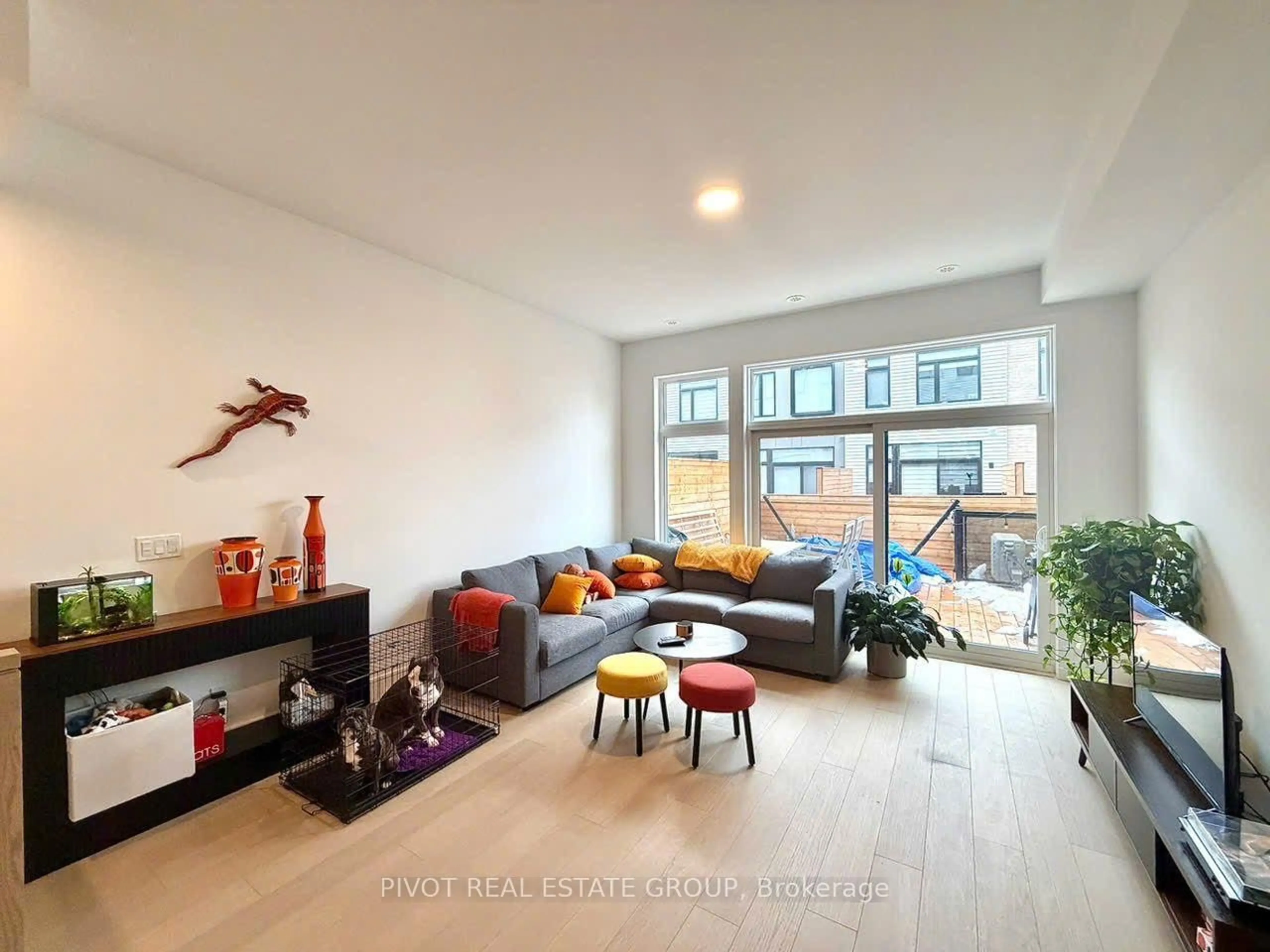 Living room with furniture, unknown for 35 Lou Parsons Way #64, Mississauga Ontario L5H 0B2