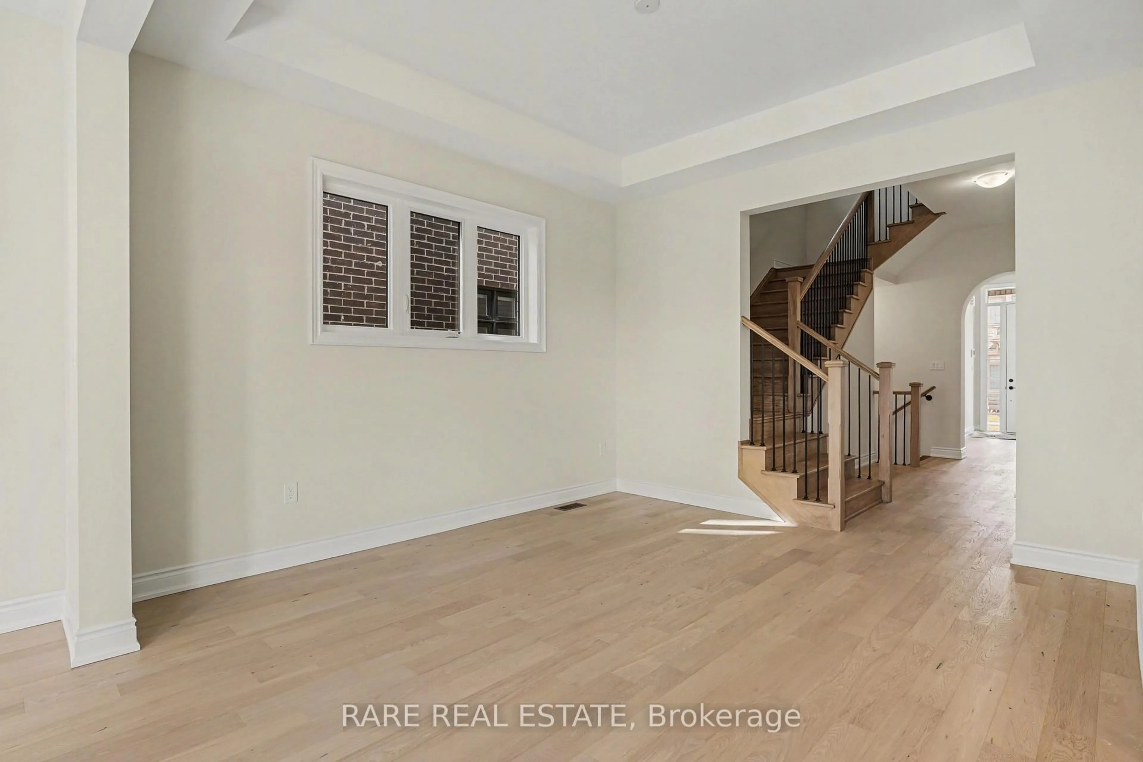 Unknown for 1236 QUEENS PLATE Rd, Oakville Ontario L6M 5M3