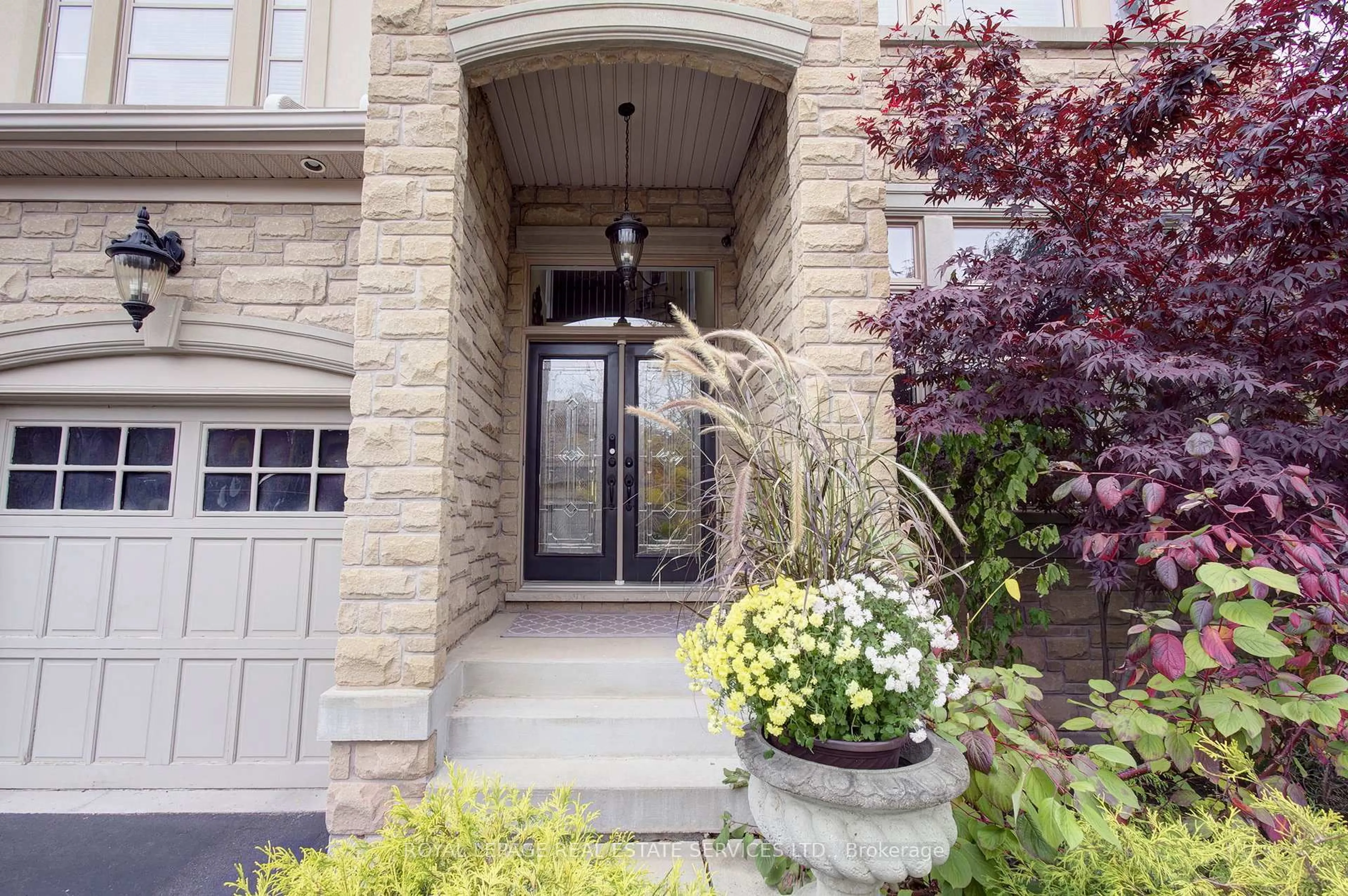 Unknown for 3244 Ribble Cres, Oakville Ontario L6M 0B1