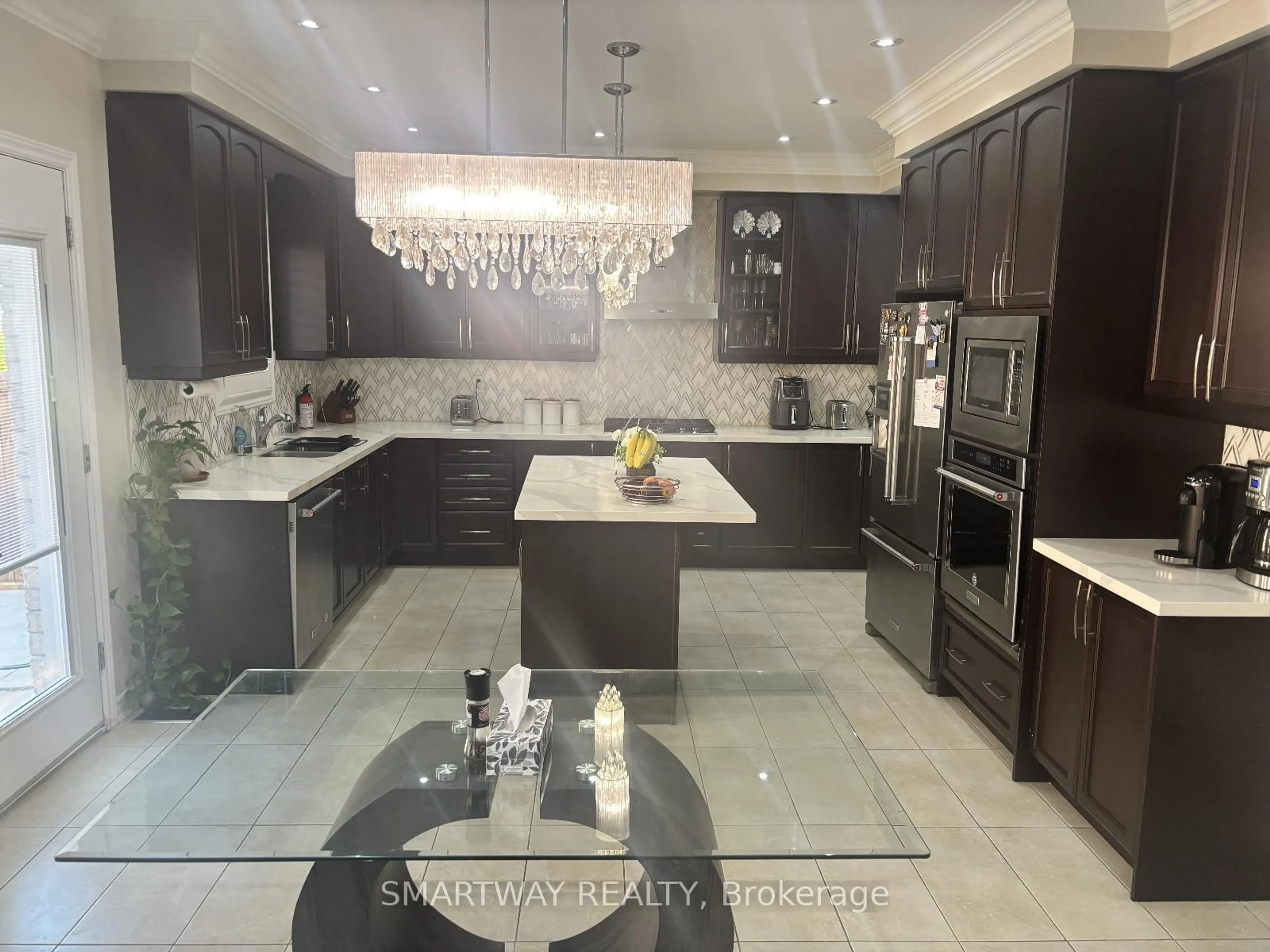 Contemporary kitchen, ceramic/tile floor for 25 Bucksaw St, Brampton Ontario L7A 0G4