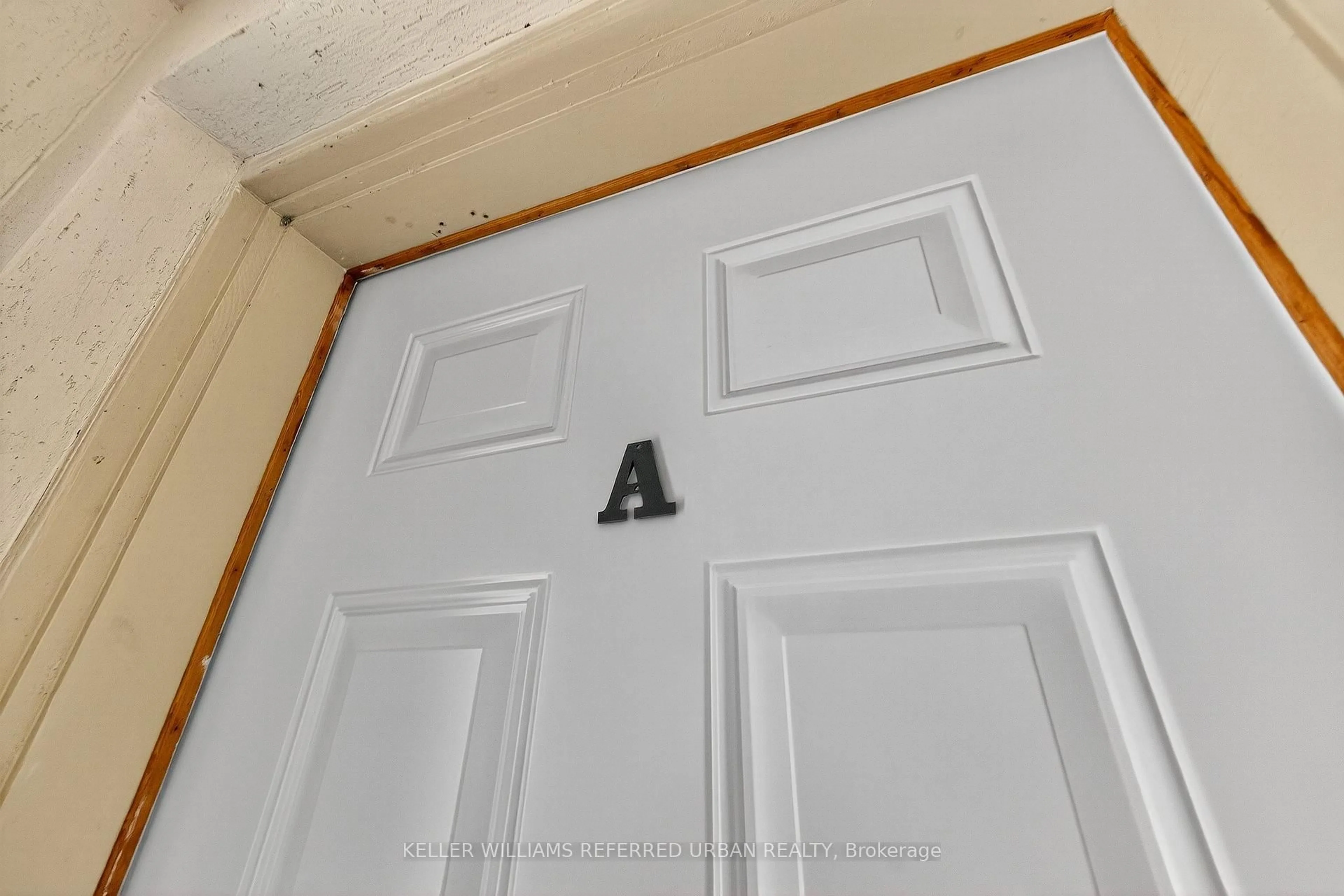 A pic of a room for 93 Northcliffe Blvd, Toronto Ontario M6H 3H3