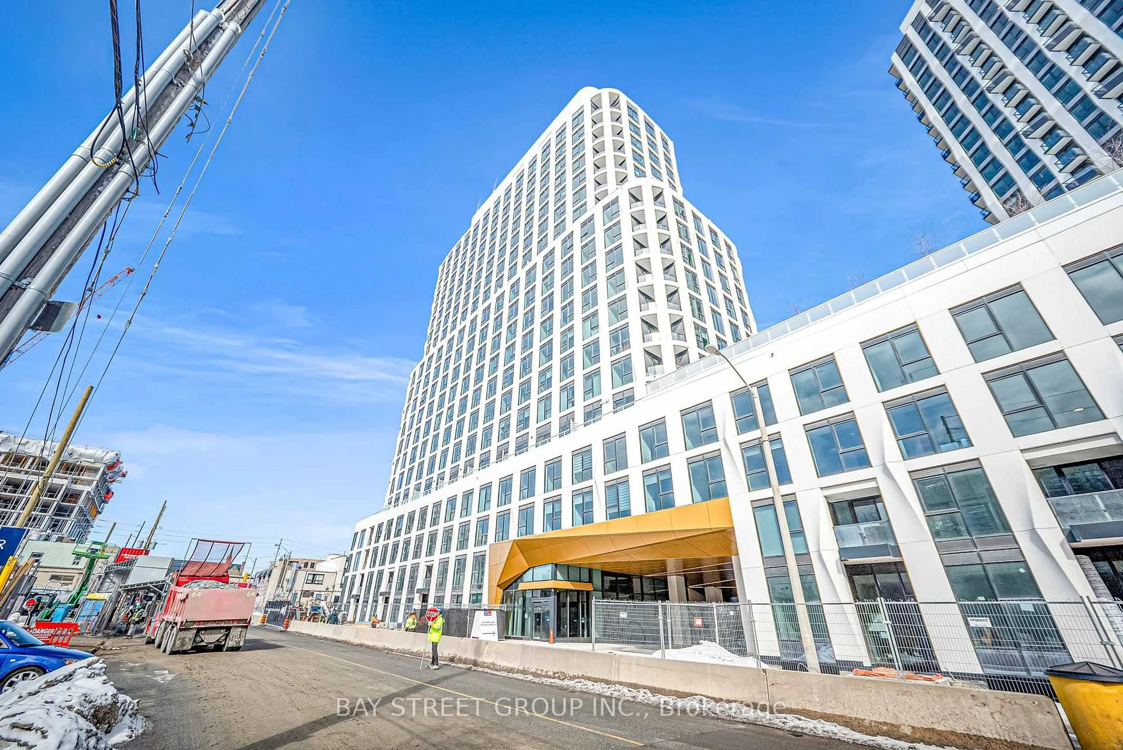 Indoor foyer for 25 Cordova Ave, Toronto Ontario M9A 1B2