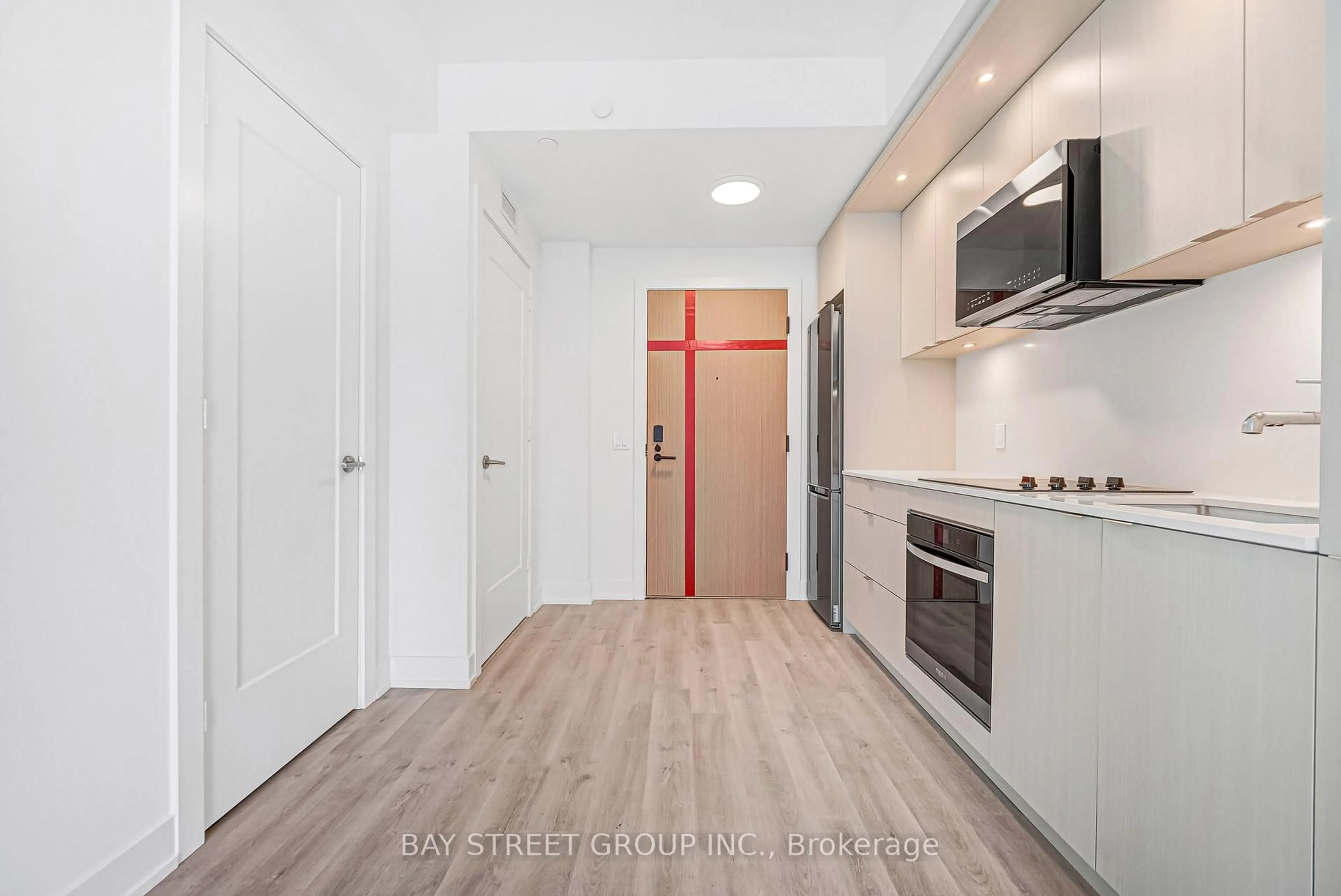 Standard kitchen, unknown for 25 Cordova Ave, Toronto Ontario M9A 1B2