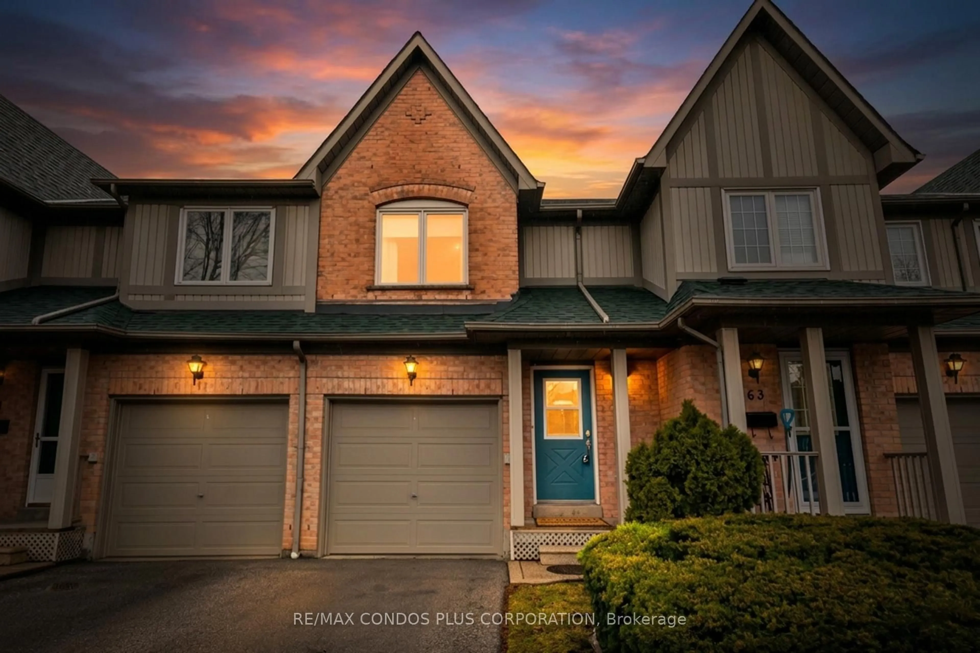 Home with brick exterior material, street for 2945 Thomas St #62, Mississauga Ontario L5M 6C1