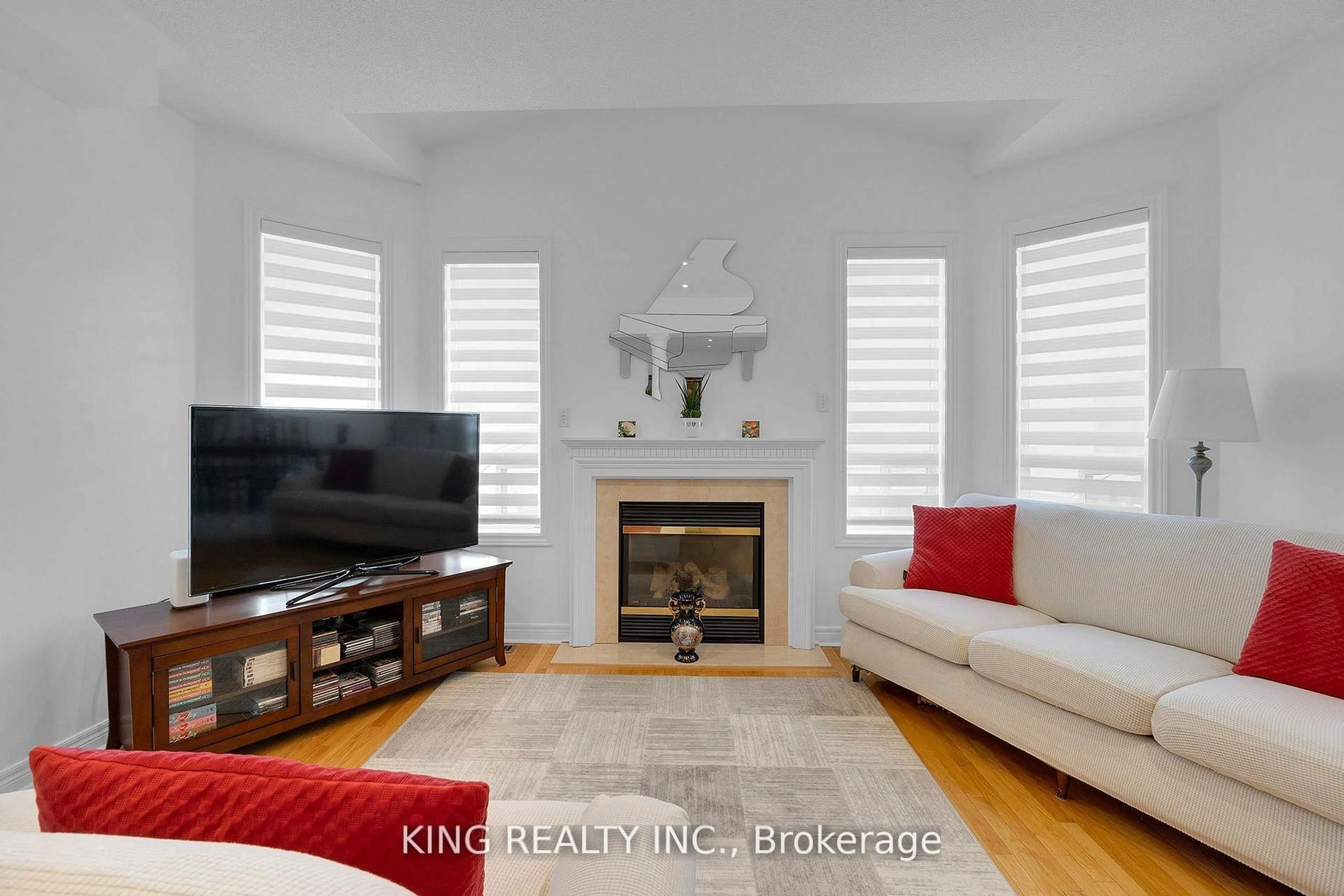 Living room with furniture, unknown for 66 Saffron Cres, Brampton Ontario L6S 6H7