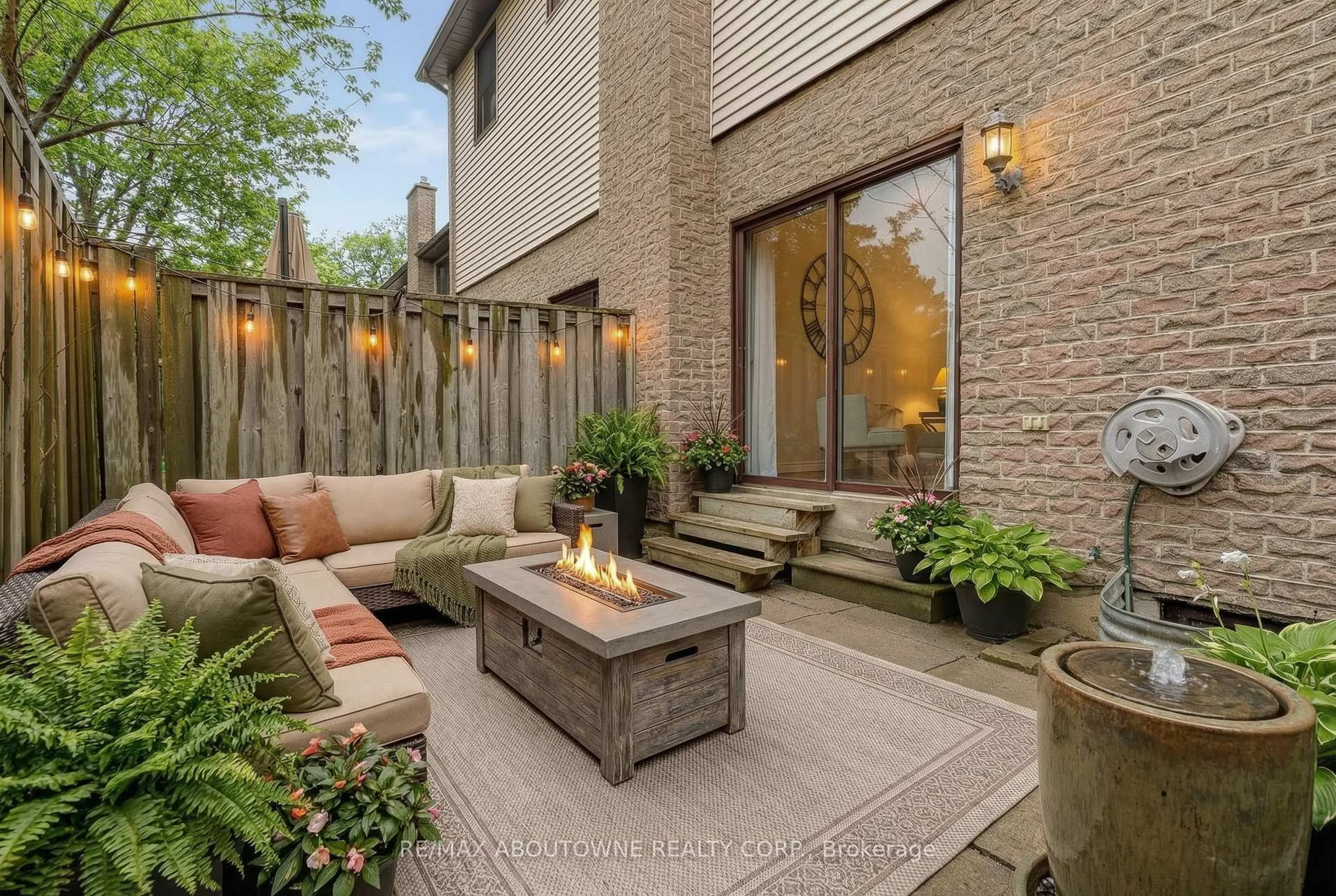 Patio, street for 6040 Montevideo Rd #54, Mississauga Ontario L5N 2T4