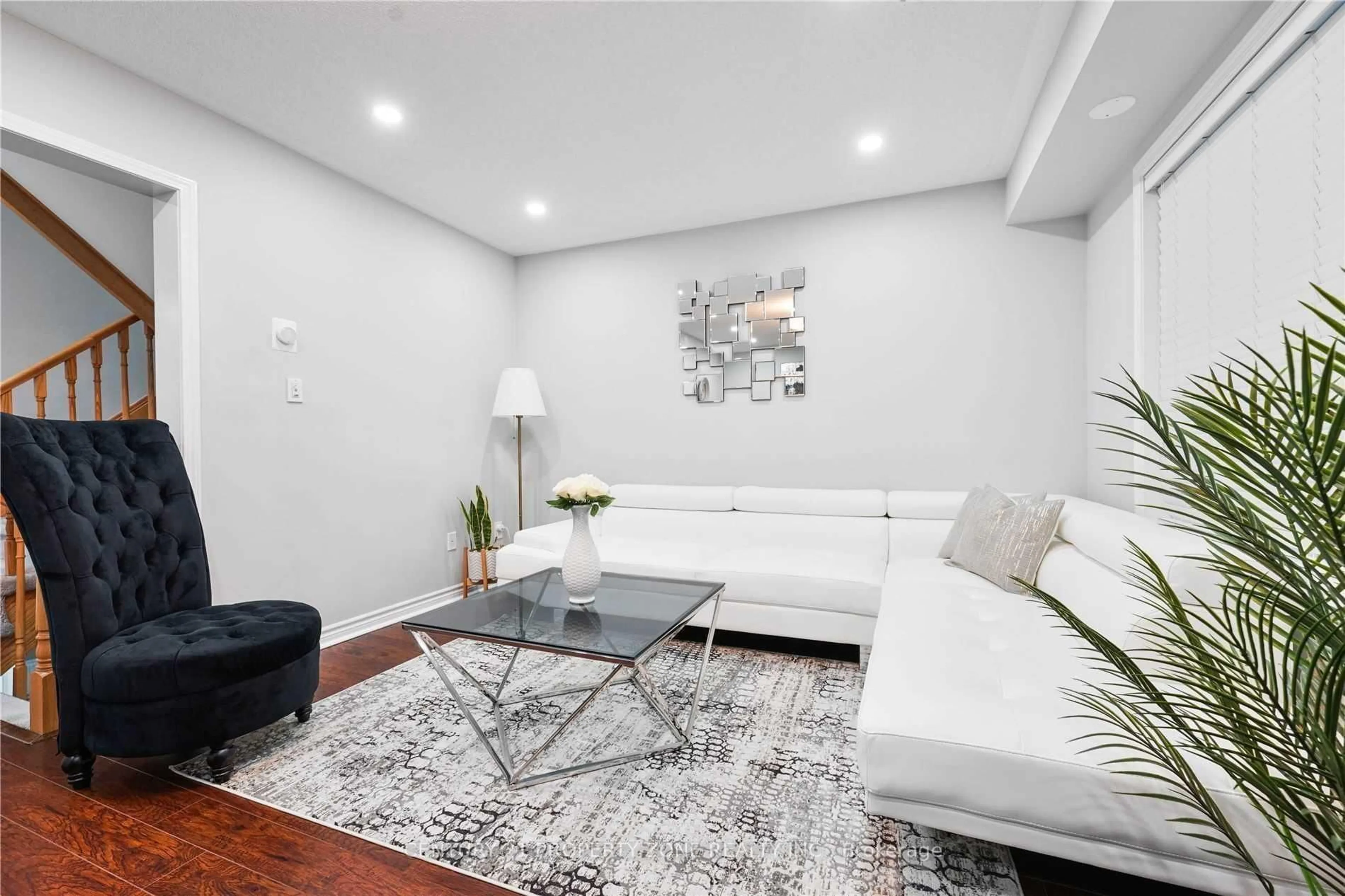 Living room with furniture, unknown for 95 Bannister Cres, Brampton Ontario L7A 0G2